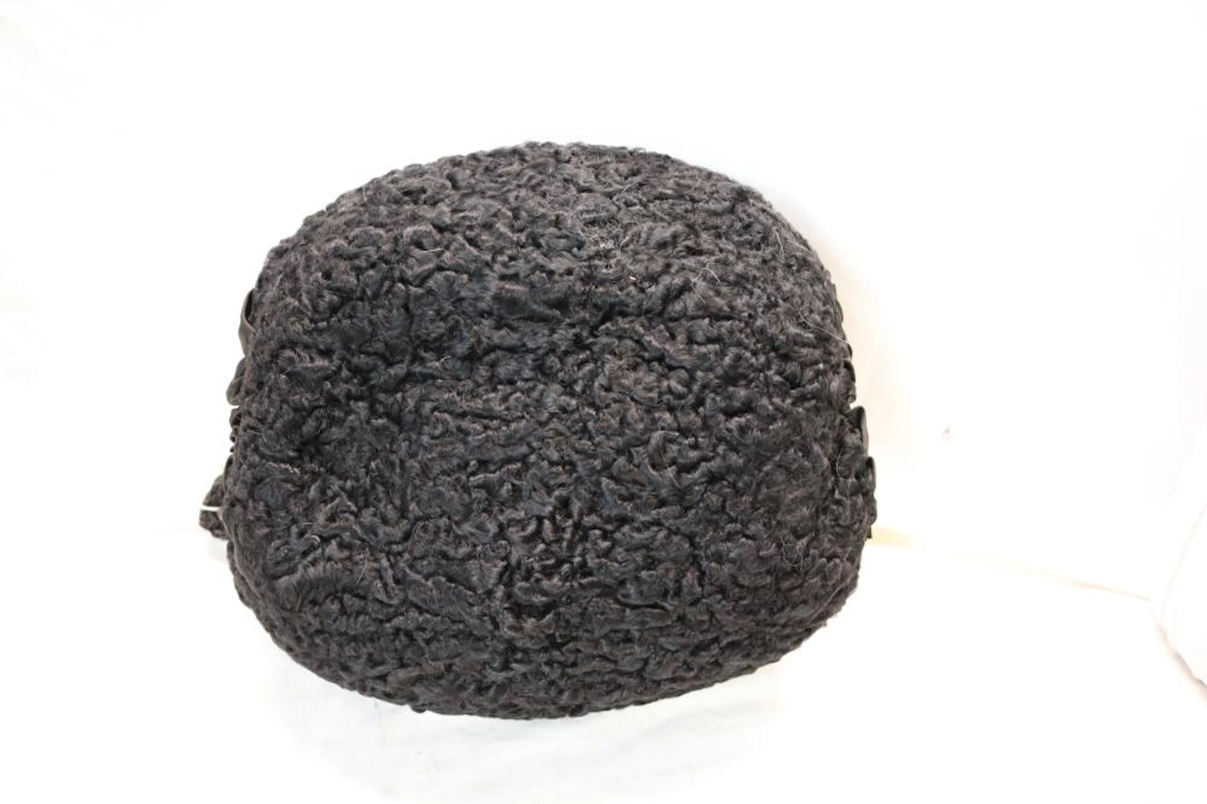 VINTAGE PERSIAN LAMB MUFF