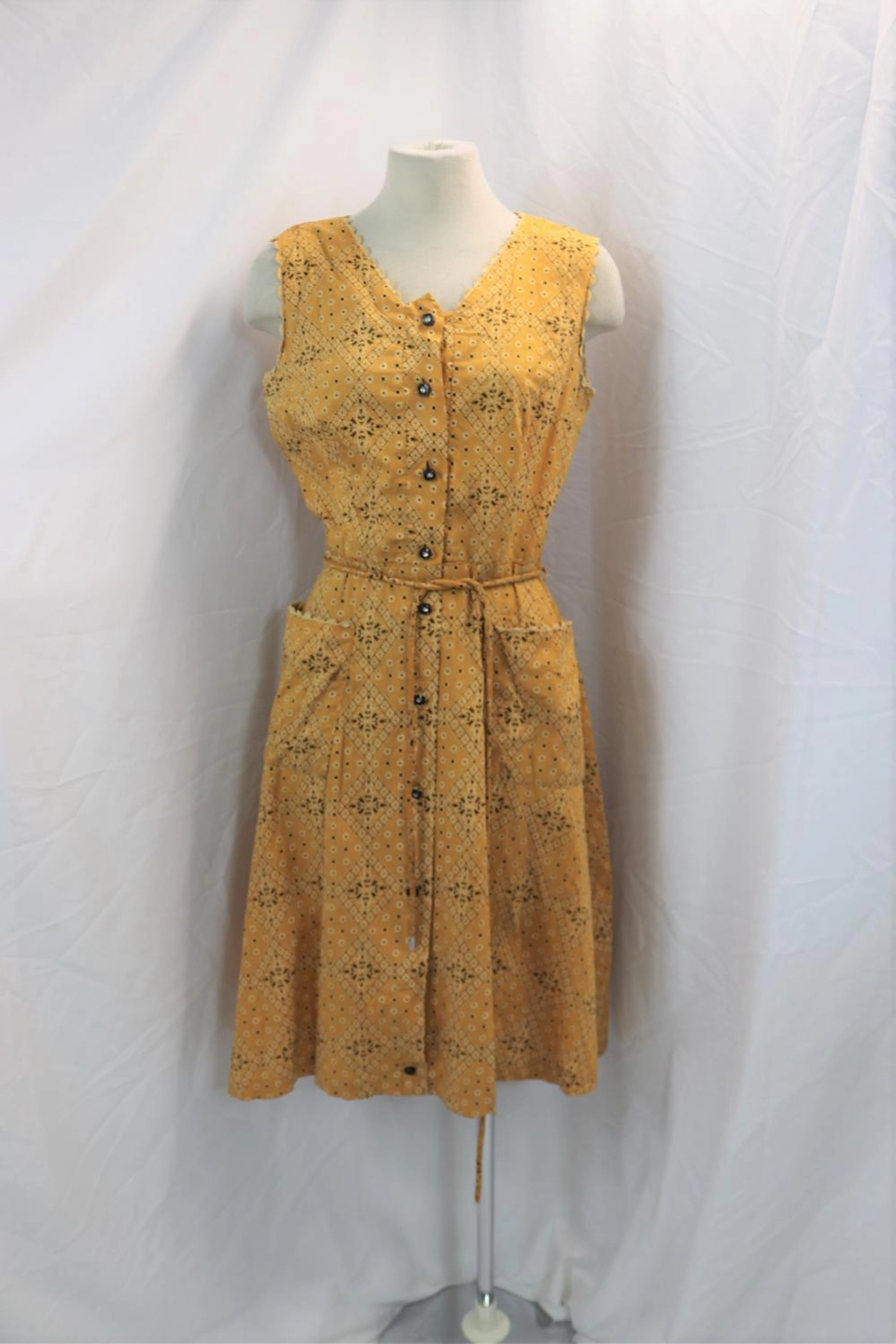 Vintage 1950's Gold Bandana Print Cotton Summer Dress