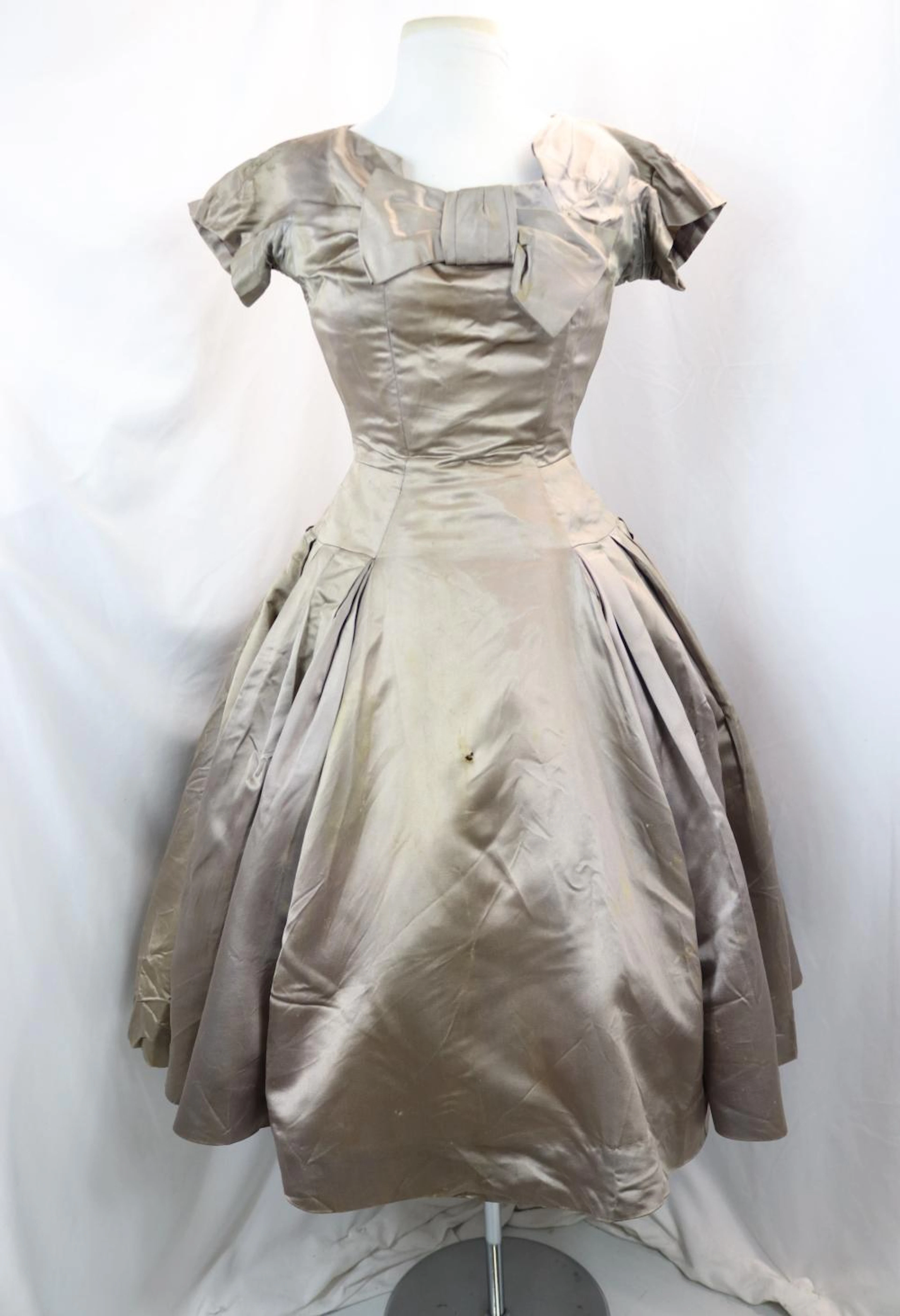 Vintage 1950's Suzy Perette Silk Fit & Flare Party Dress