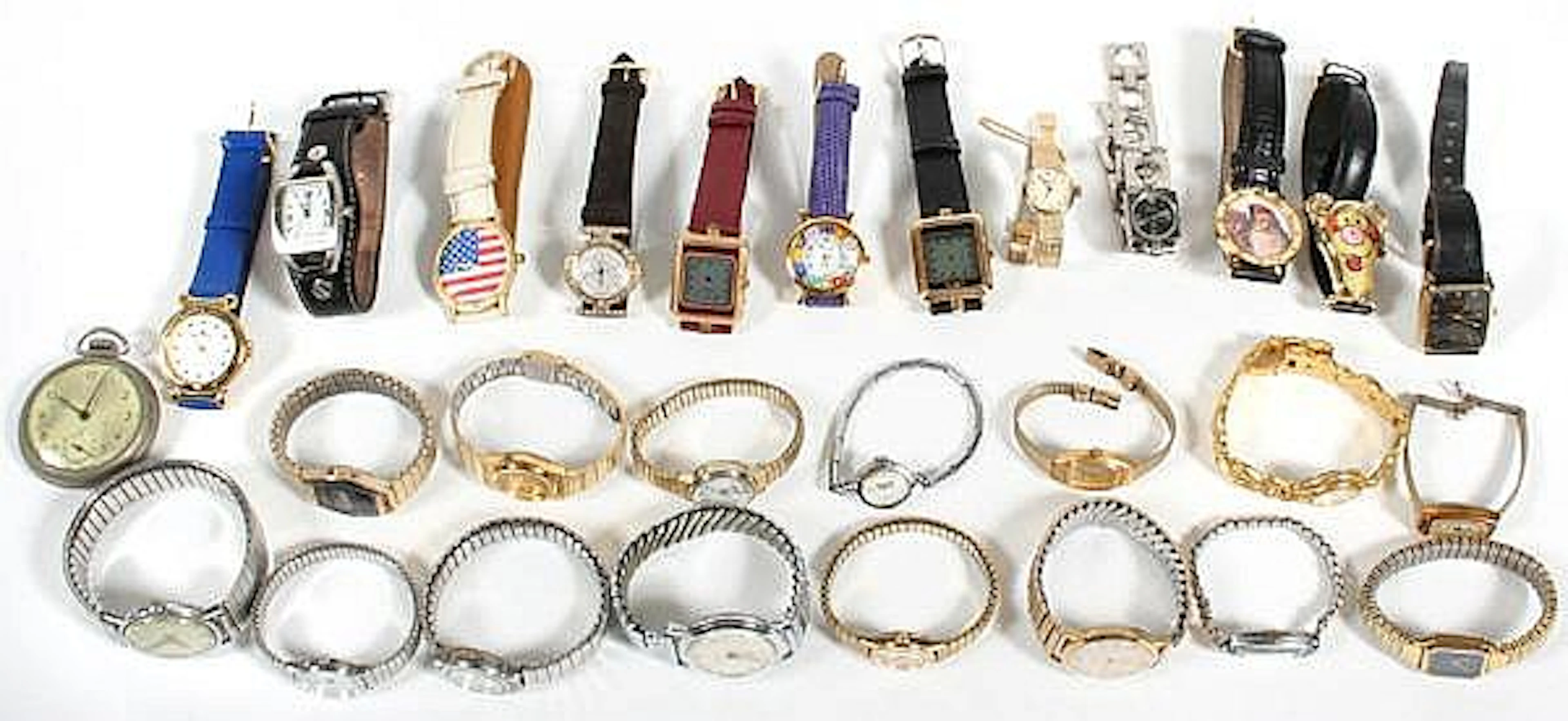 125+ PC VINTAGE WATCH LOT This lot includes mostly wrist watches by the following makers: Nike, Timex, Lifelong, Tic Toc, Armitron, Coca Cola, Tagheuer*, Caravelle, Le Phare, Nelsonic, Quintel, Evans,