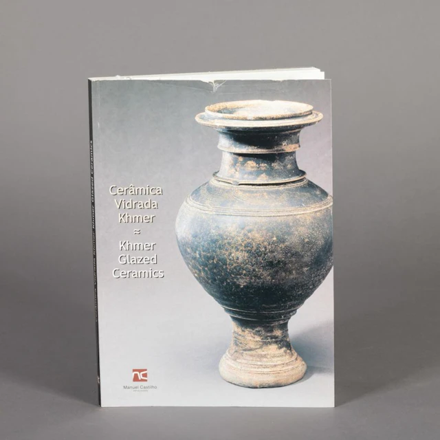 CERÂMICA VIDRADA KHMER