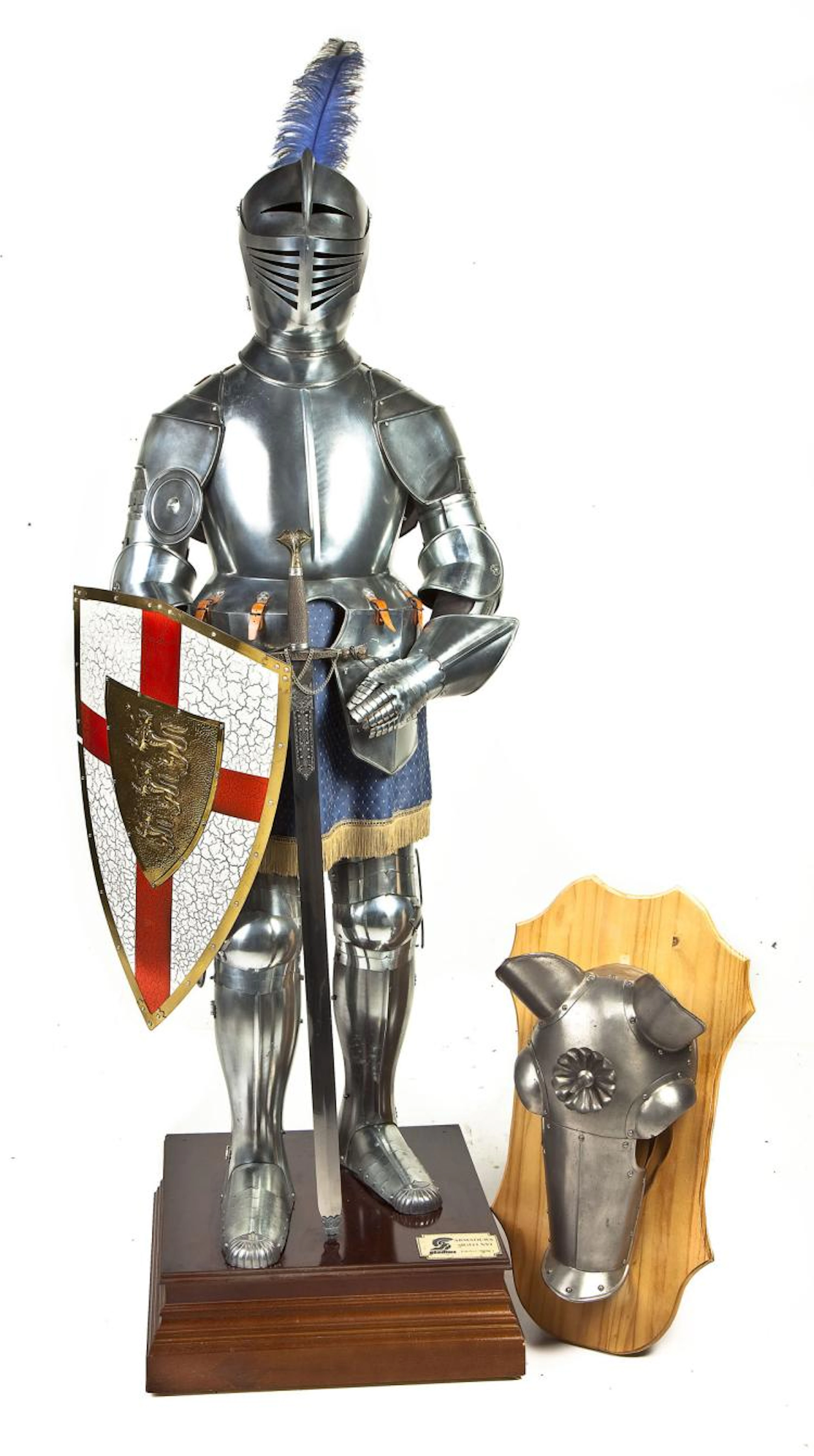 Repro. Medieval Style Suit of Armor by Armadura
