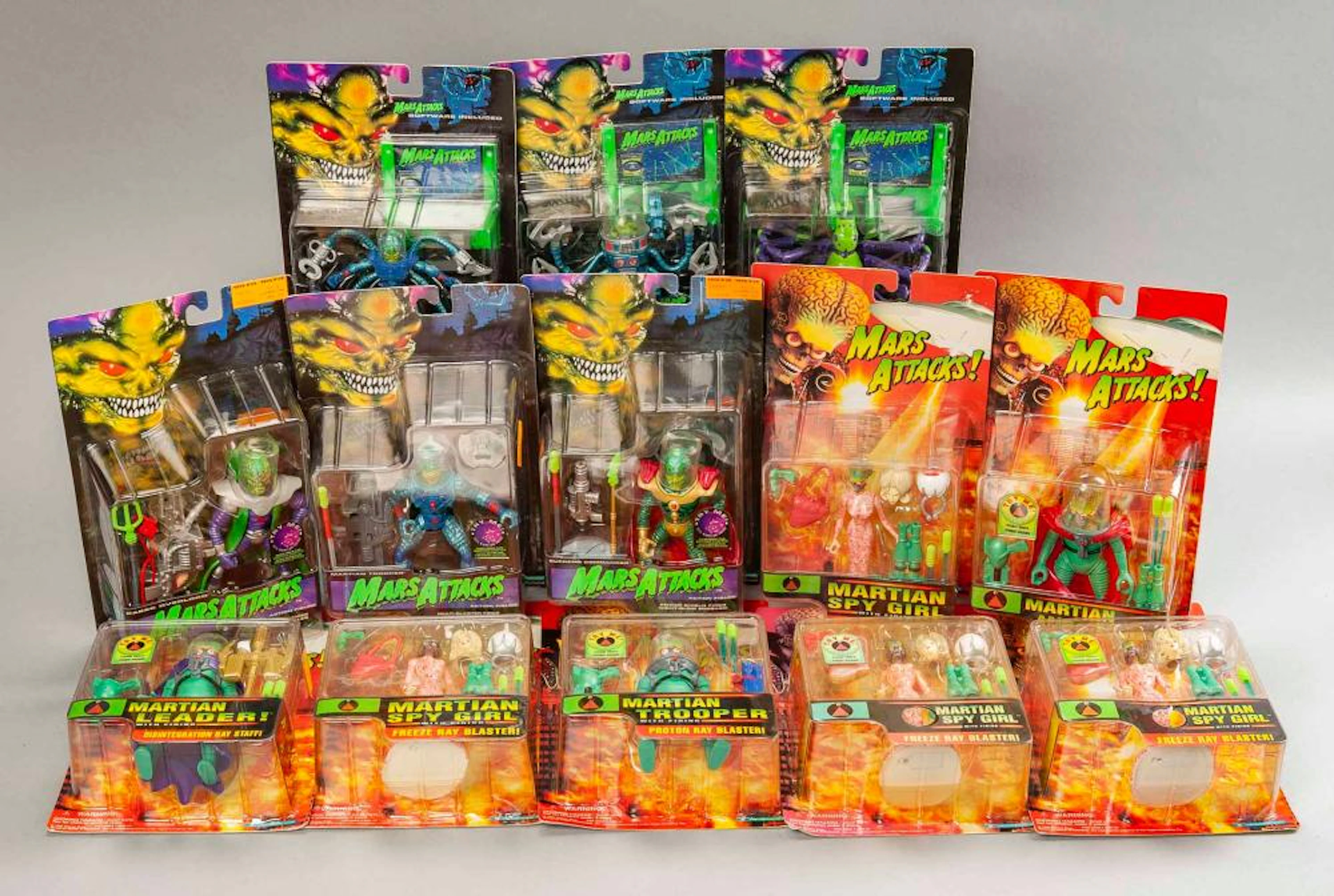 13 Mars Attacks Carded Action Figures