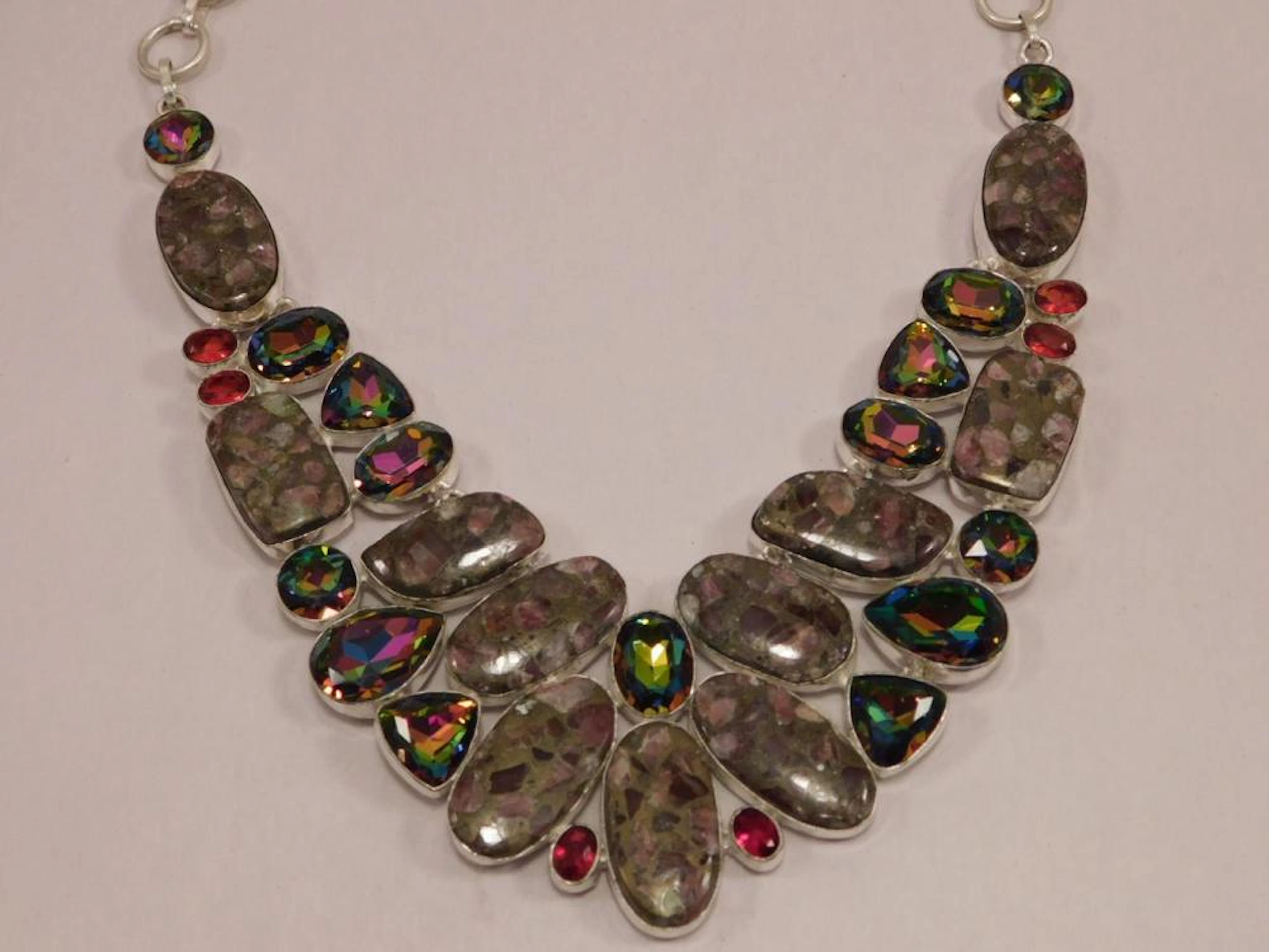 LEPIDOLITE AND MYSTIC TOPAZ NECKLACE