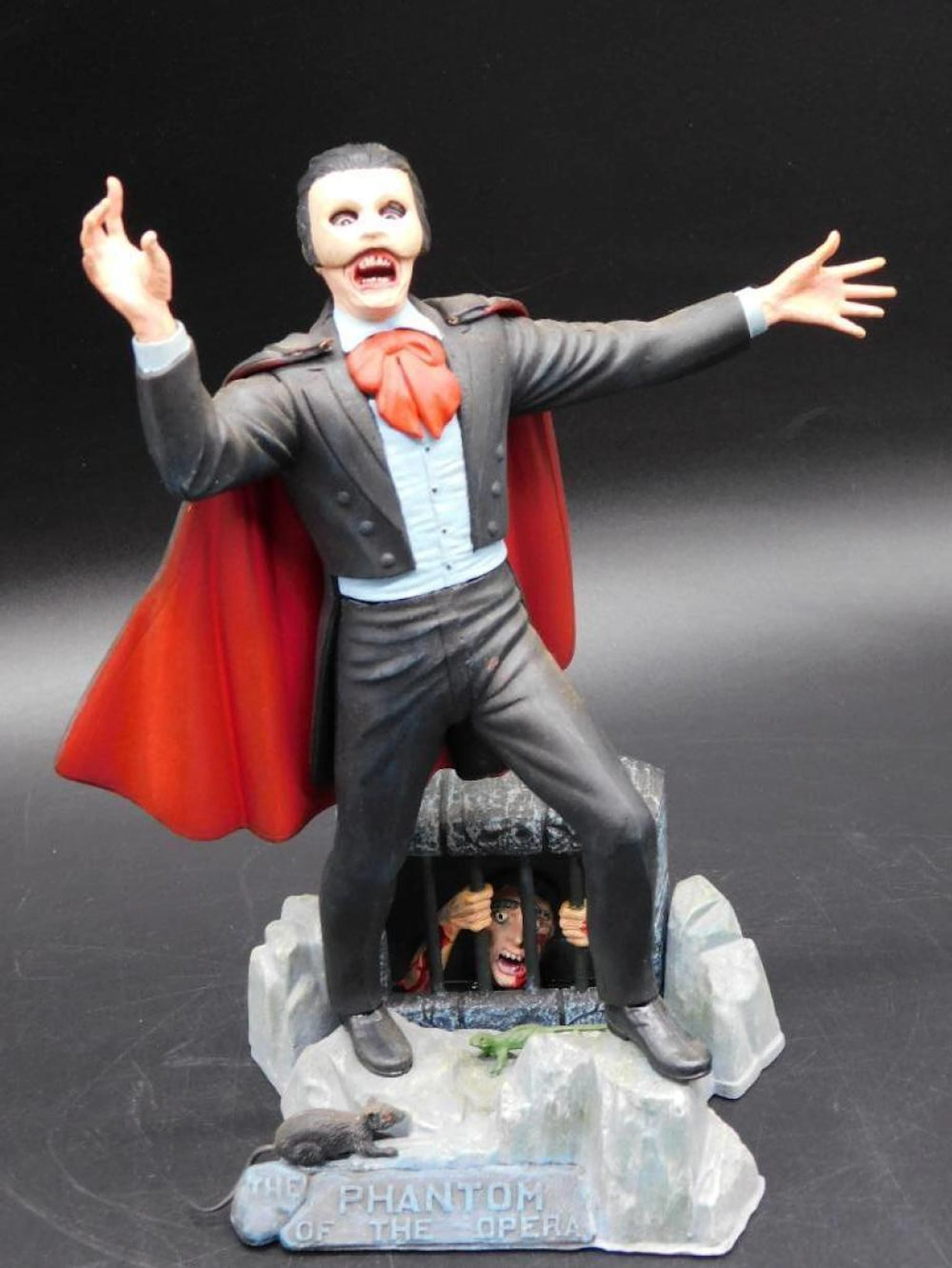1963 THE PHANTOM OF THE OPERA MODEL KIT AURORA PLASTICS TOYS VINTAGE ANTIQUE