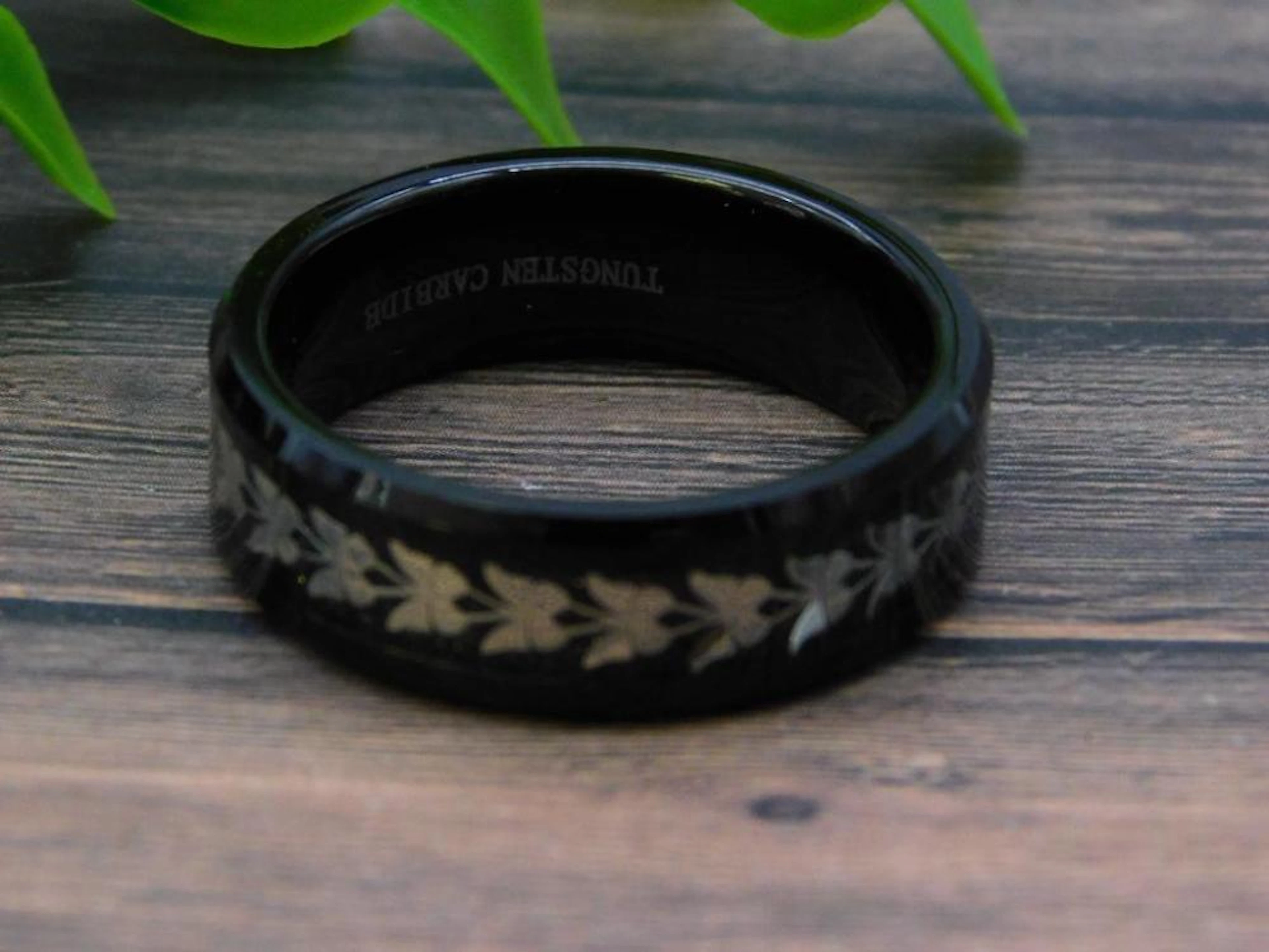 TUNGSTEN CARBIDE RING SIZE 12.5 ROCK STONE LAPIDARY SPECIME