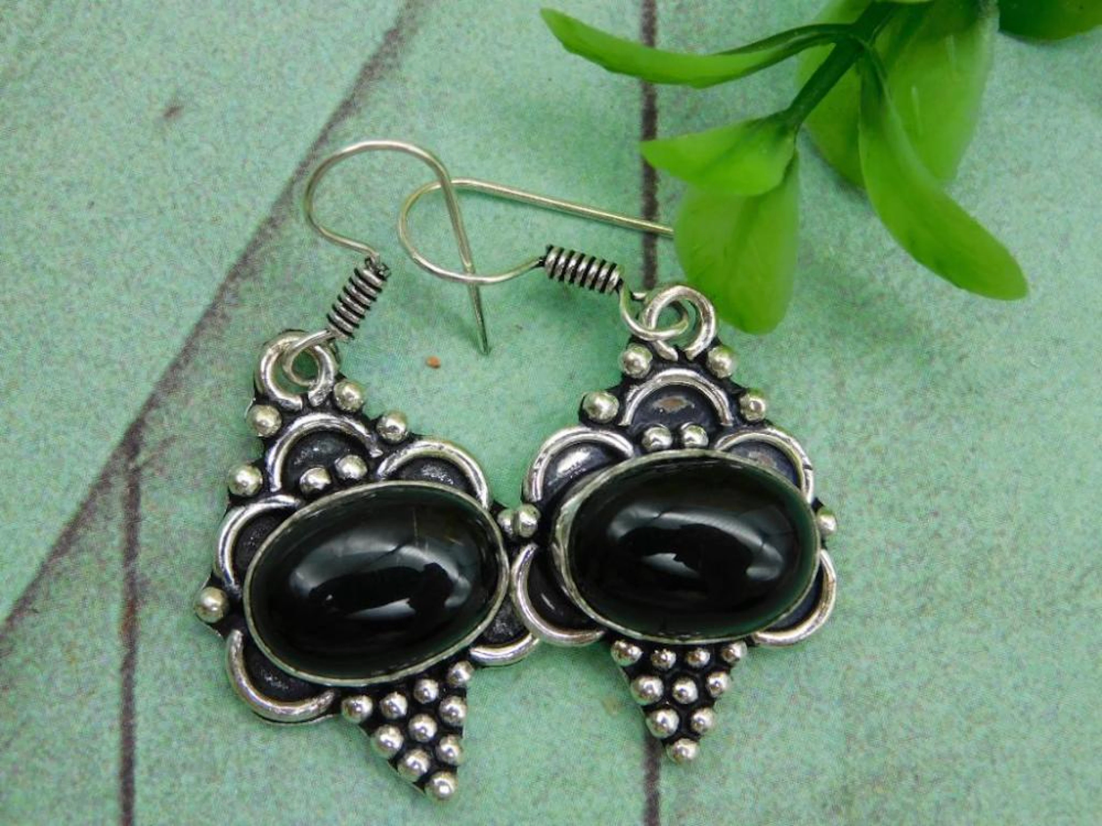 OBSIDIAN EARRINGS ROCK STONE LAPIDARY SPECIME