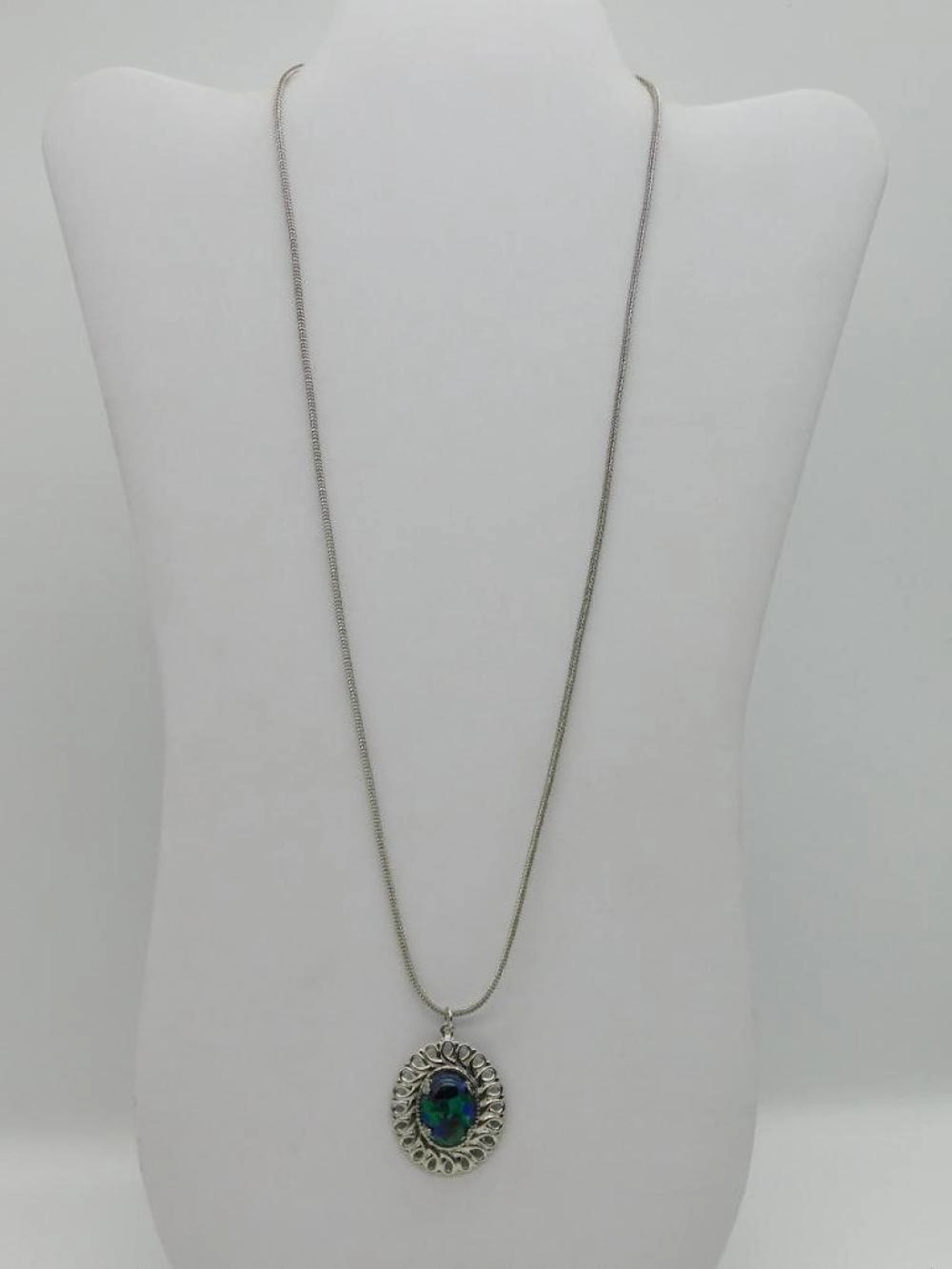 AZURITE PENDANT NECKLACE ROCK STONE LAPIDARY SPECIME