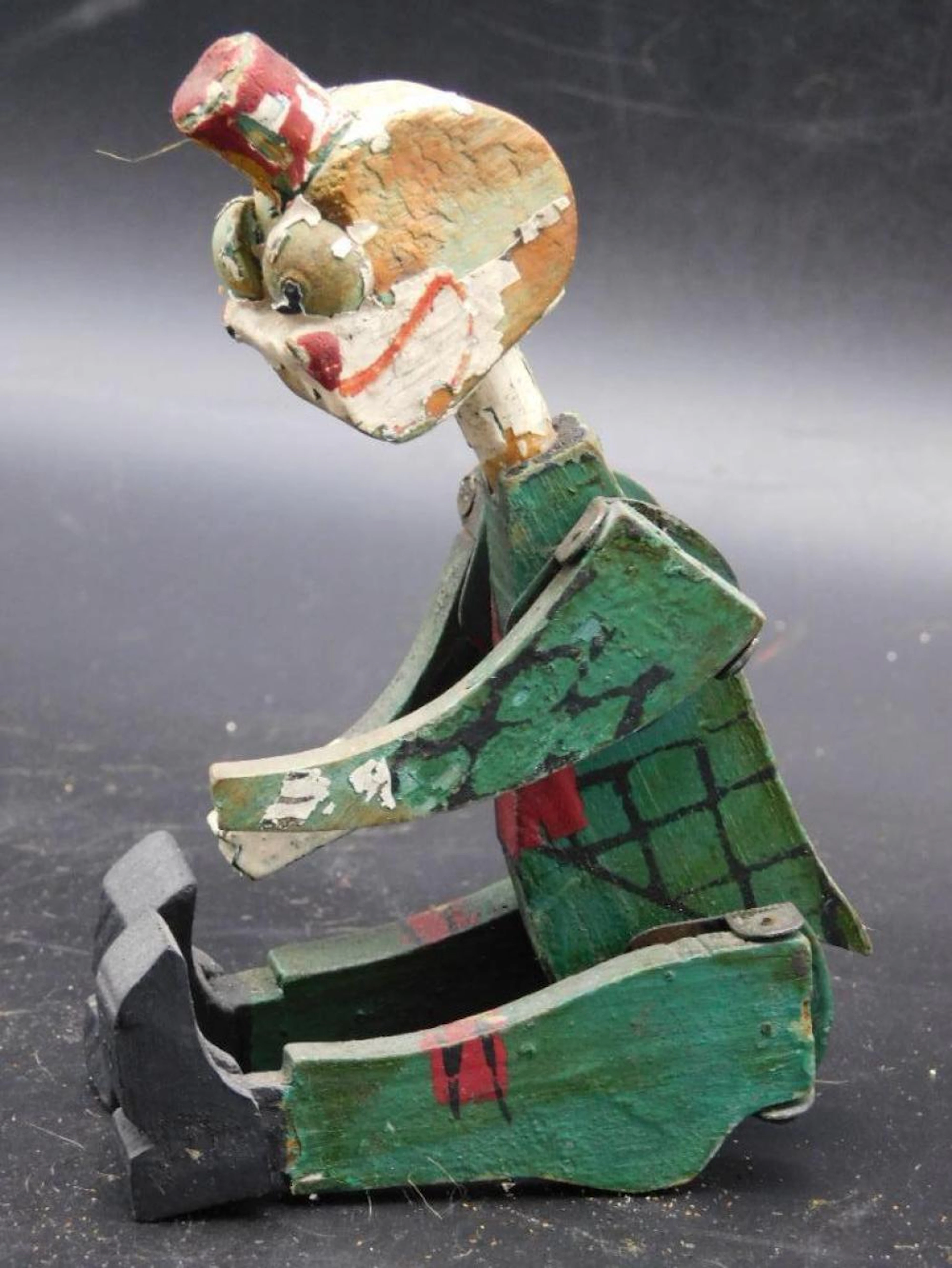 HANDMADE WOODEN CLOWN VINTAGE ANTIQUE TOY