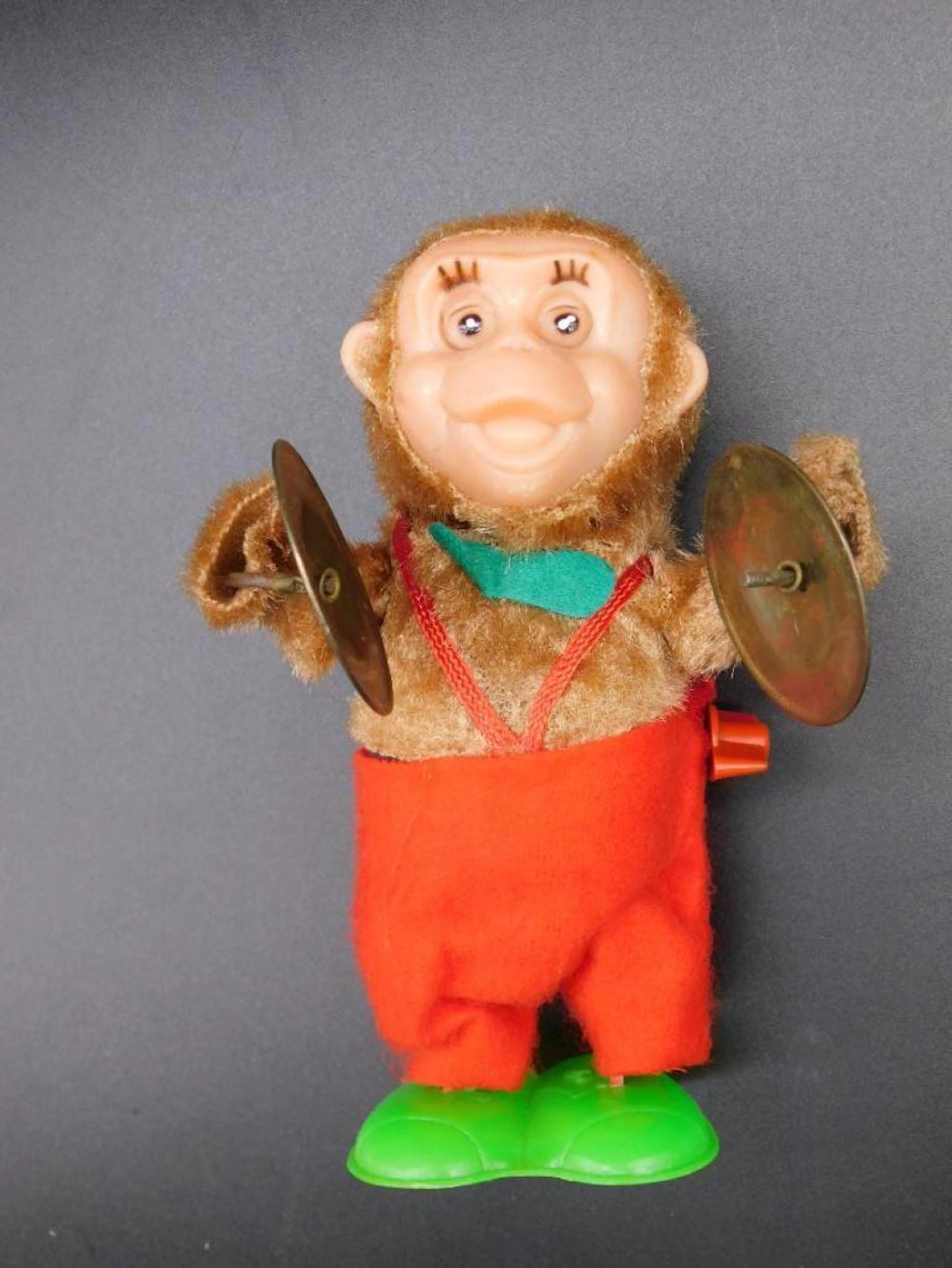 WINDUP MONKEY WITH CYMBALS VINTAGE ANTIQUE TOY