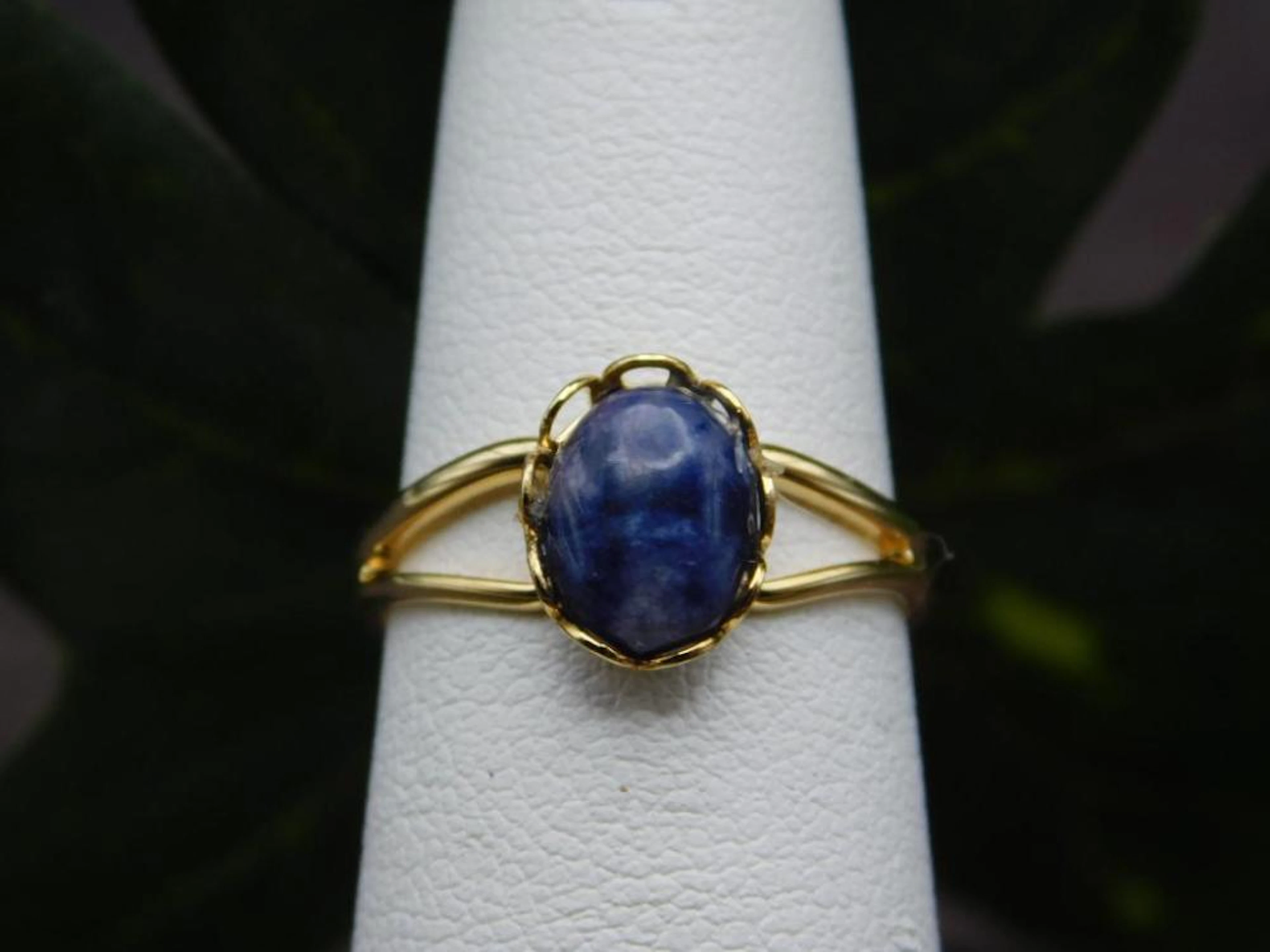 SODALITE RING ROCK STONE LAPIDARY SPECIME