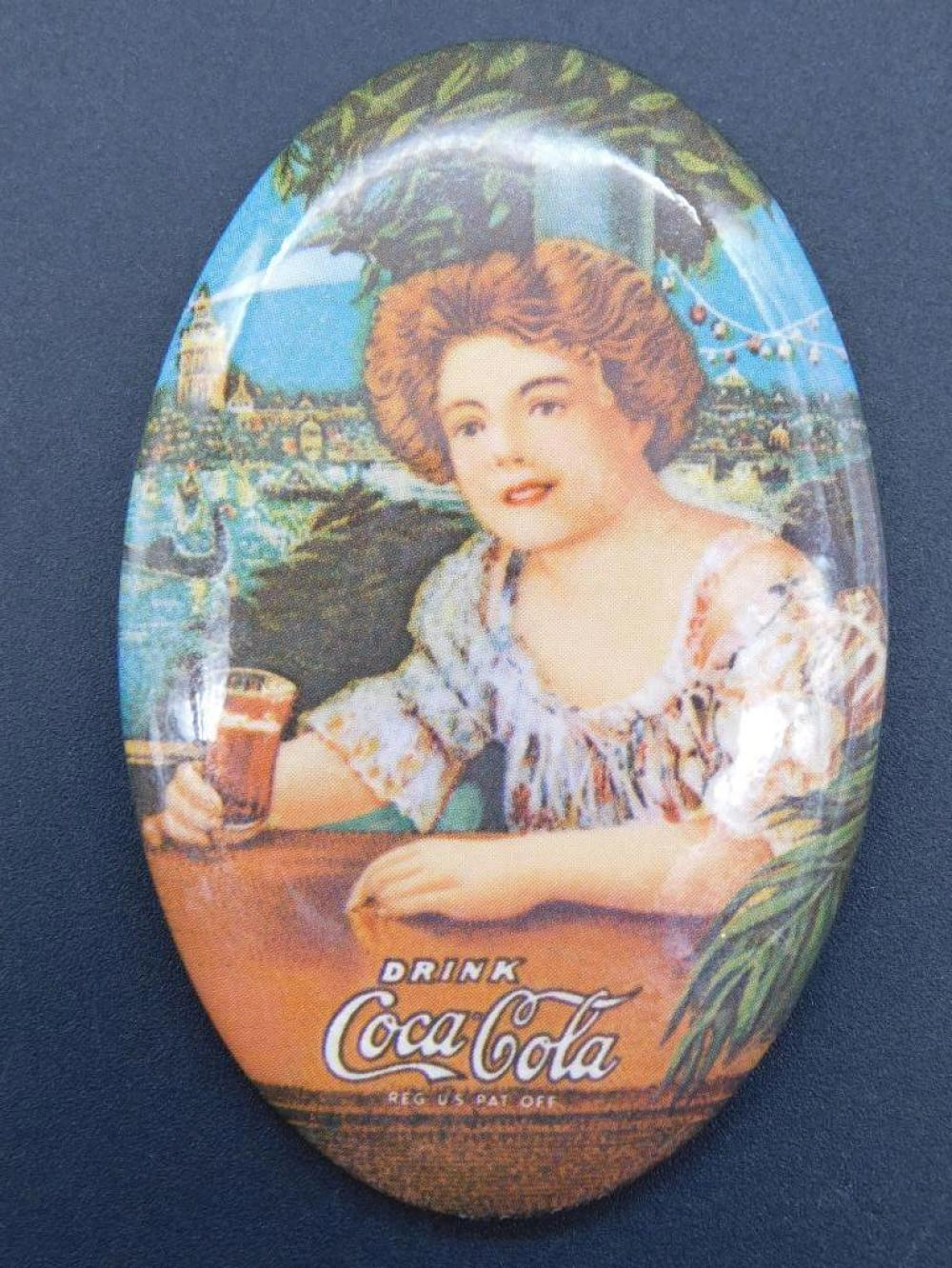 COCA COLA SMALL POCKET MIRROR VINTAGE ANTIQUE