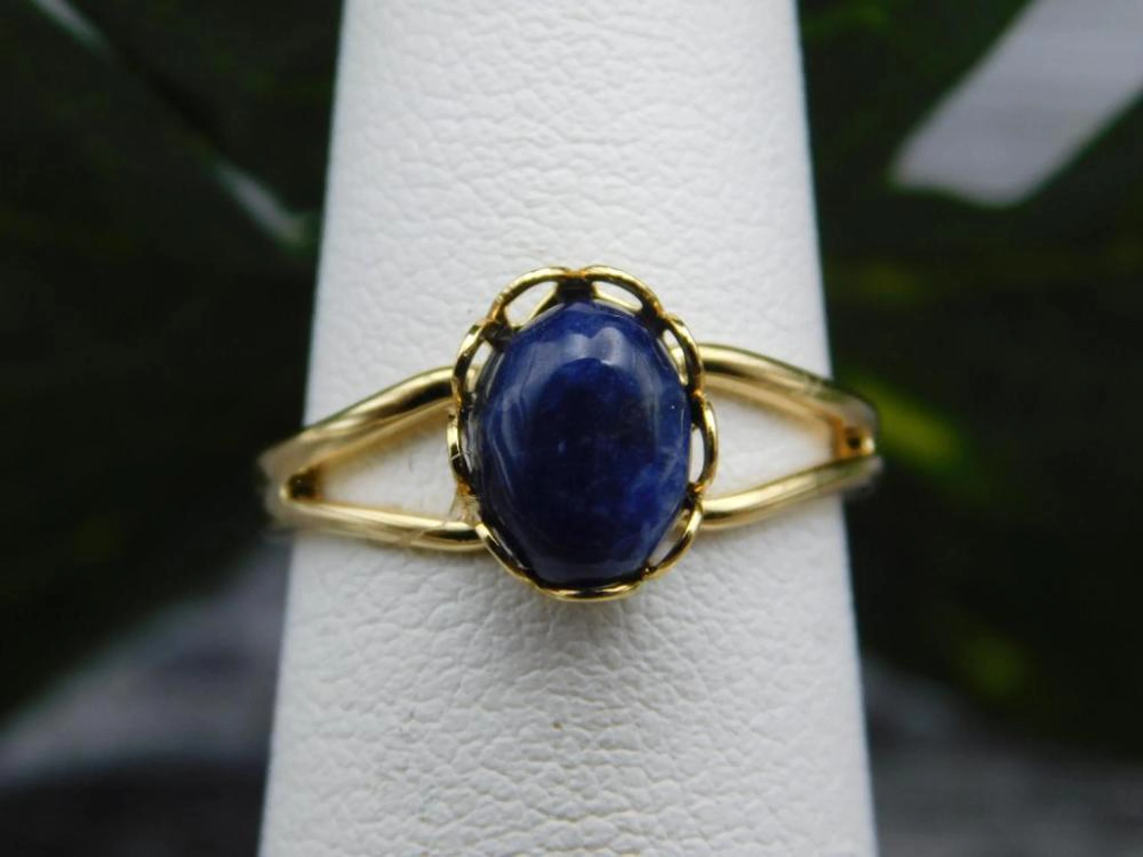 SODALITE RING ROCK STONE LAPIDARY SPECIME