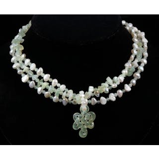 CHINESE PEARL & JADE BEAD NECKLACE