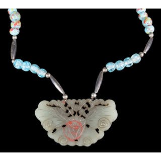 CHINESE BEADED NECKLACE WITH HARDSTONE PENDANT