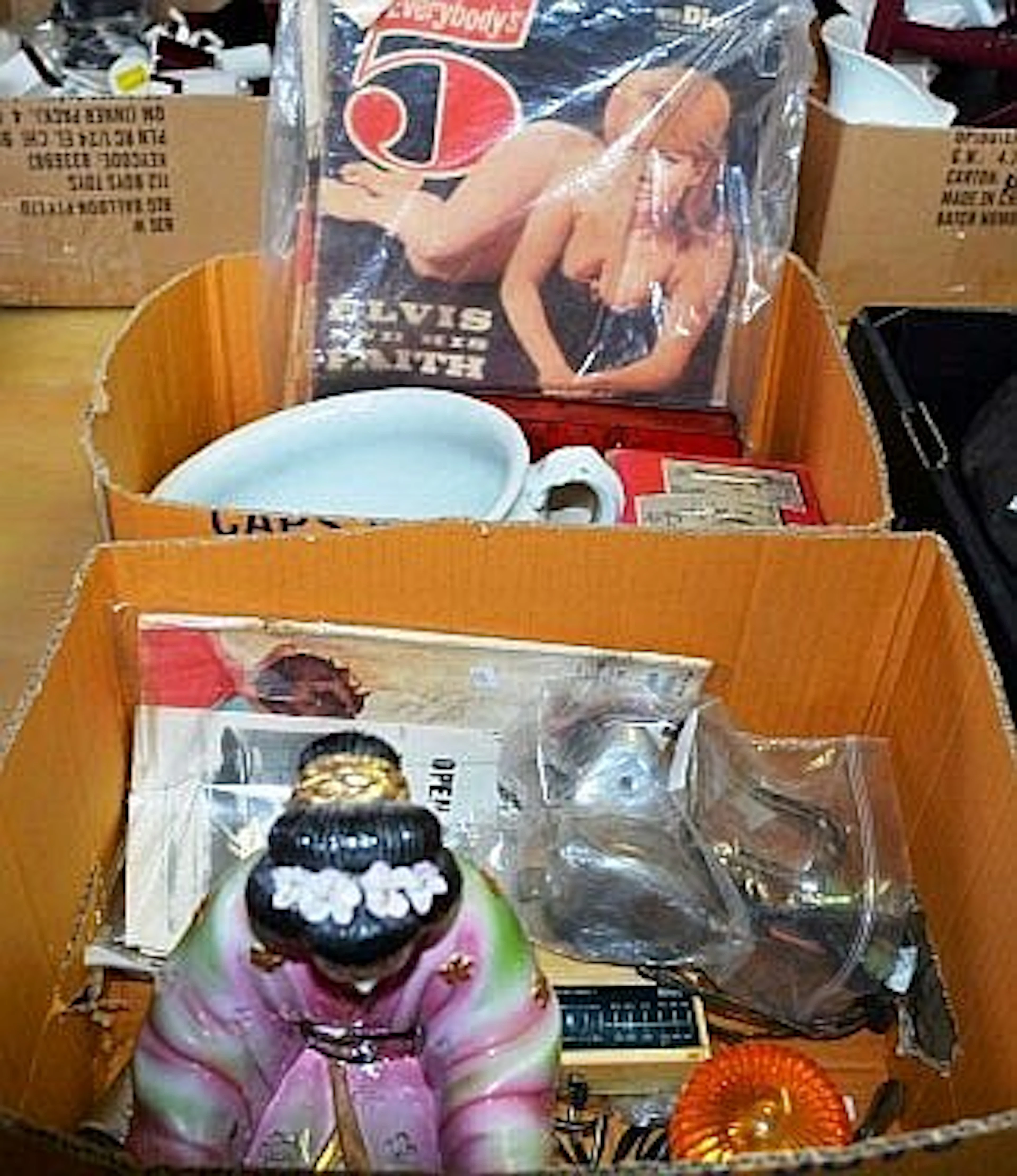 2 boxes: Mad magazine and 1985 Open Carnival programme