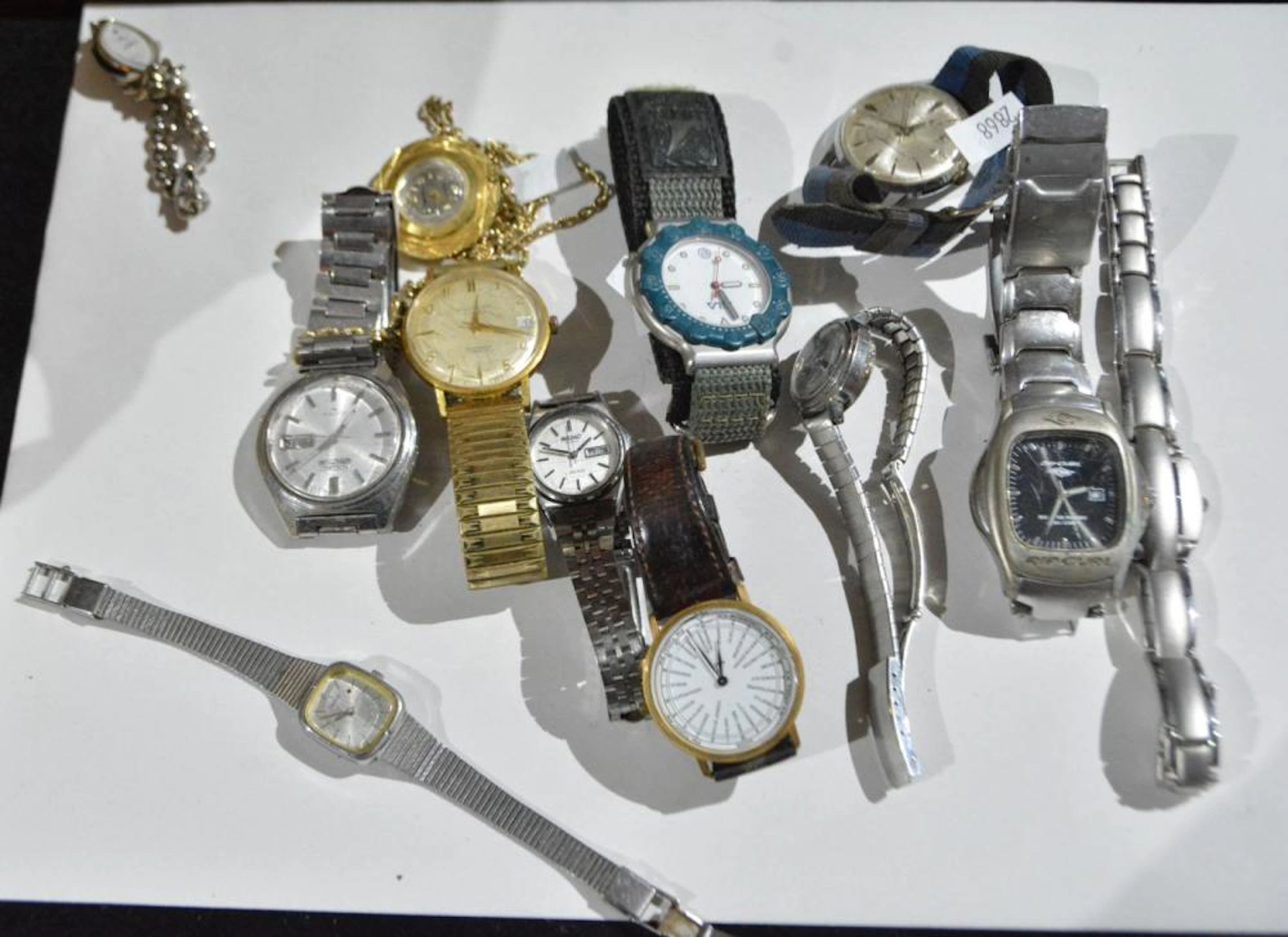 11 various wrist watches incl. gents & ladies,