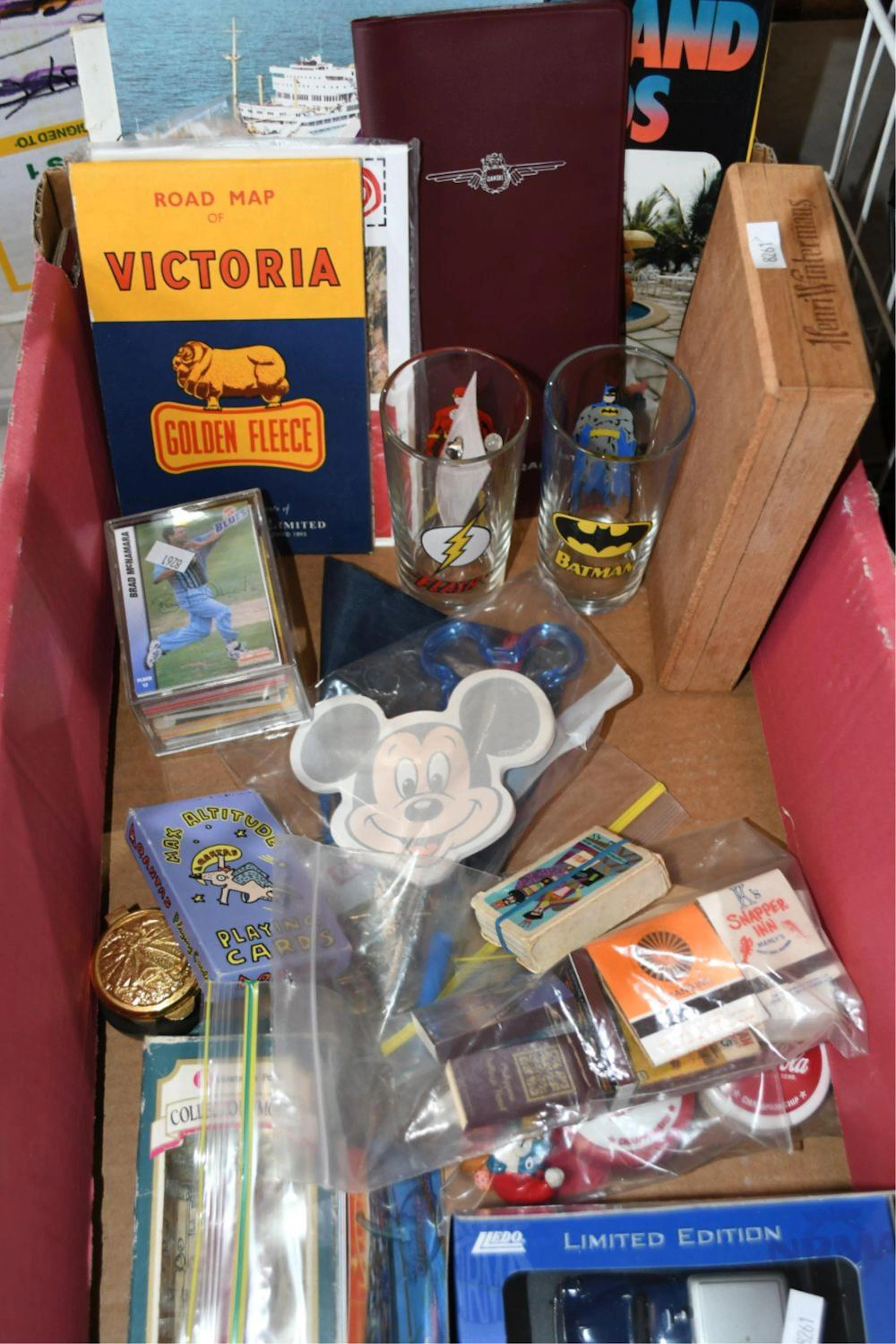 Collection of items incl. die cast model