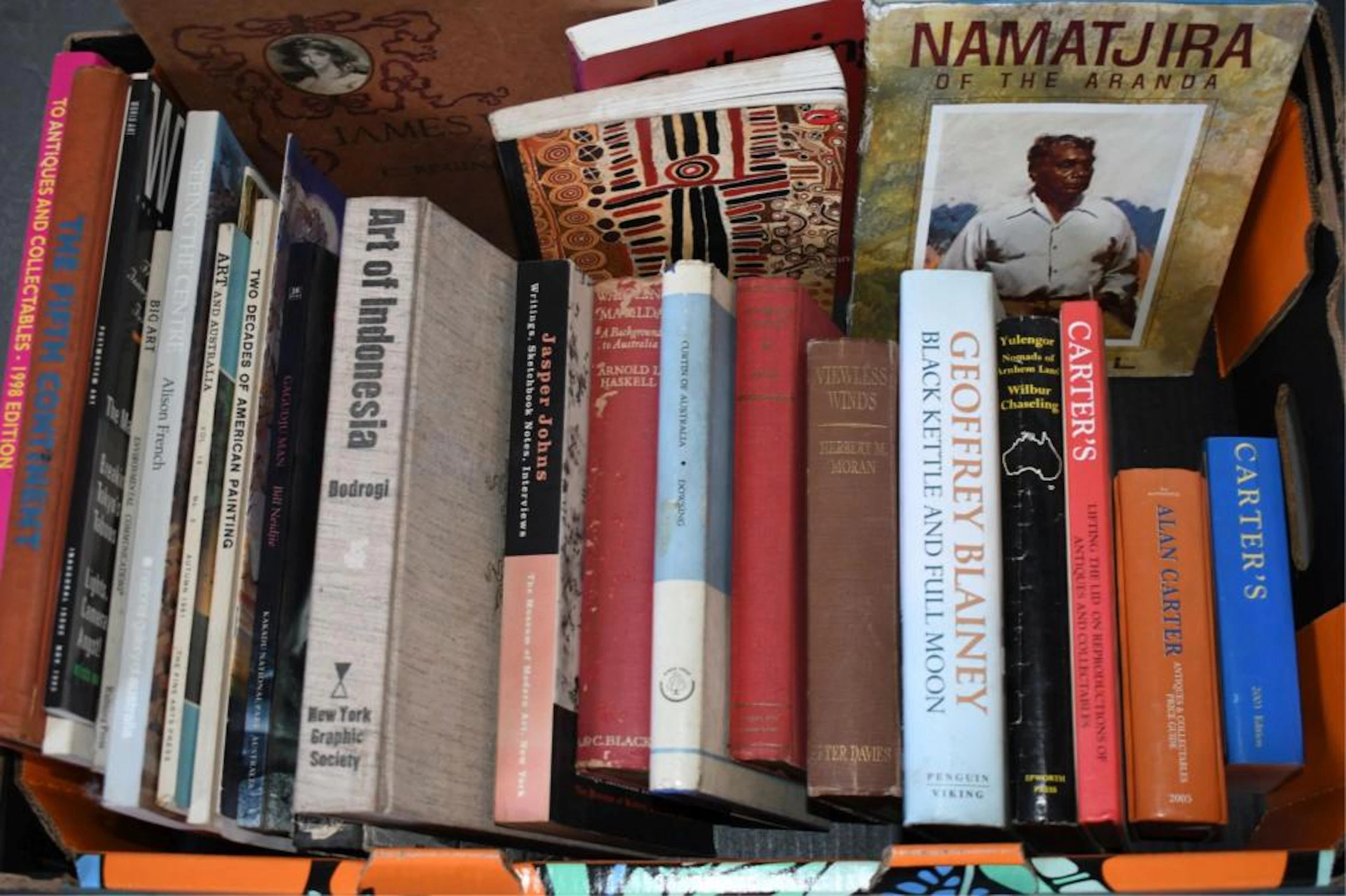 Good box of books to incl,