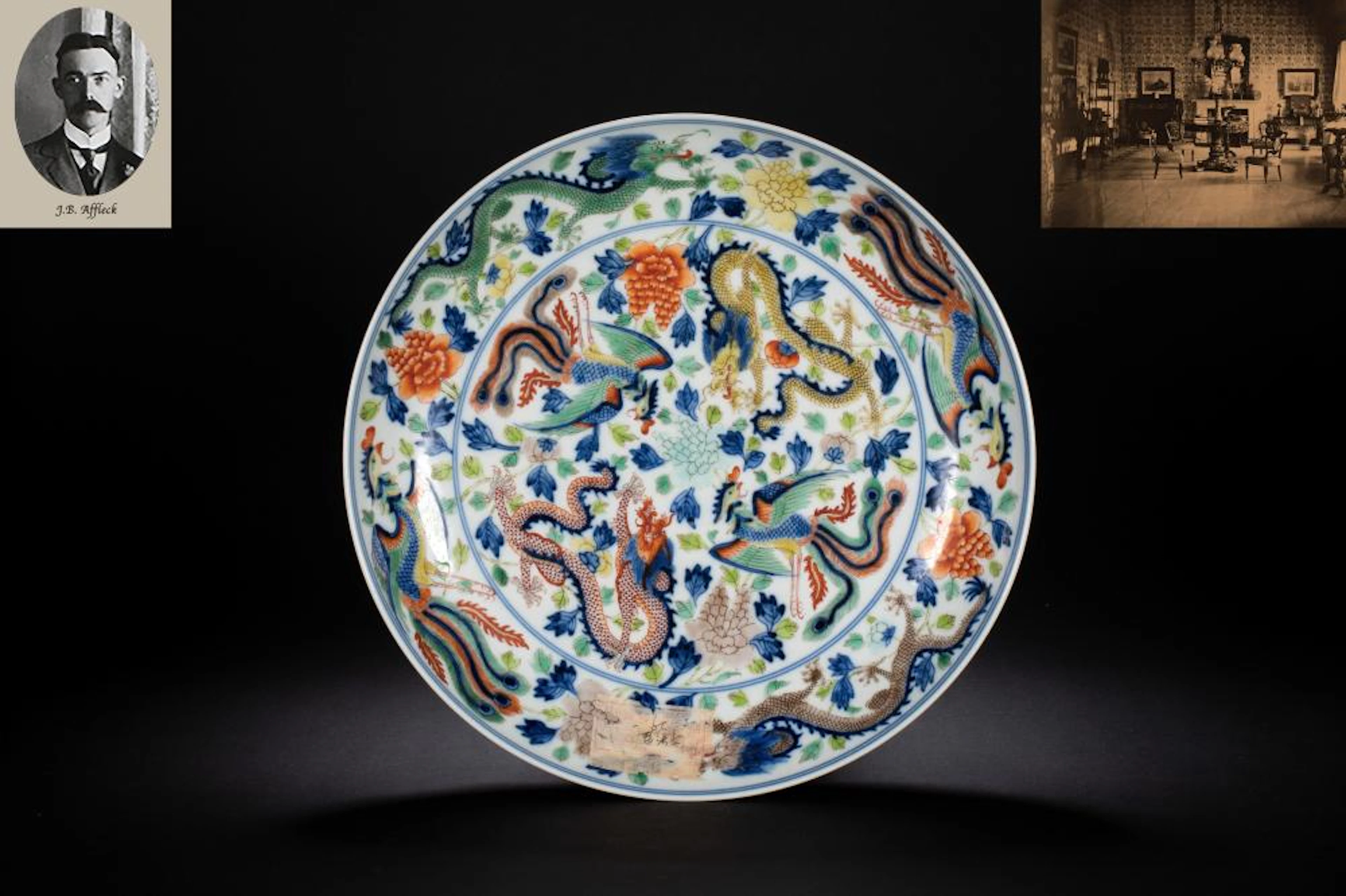 A DOUCAI GLAZE DRAGON AND PHOENIX DISH
