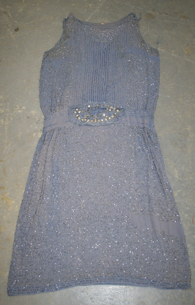 A COLLECTION OF EARLY 20TH CENTURY AND LATER COSTUME