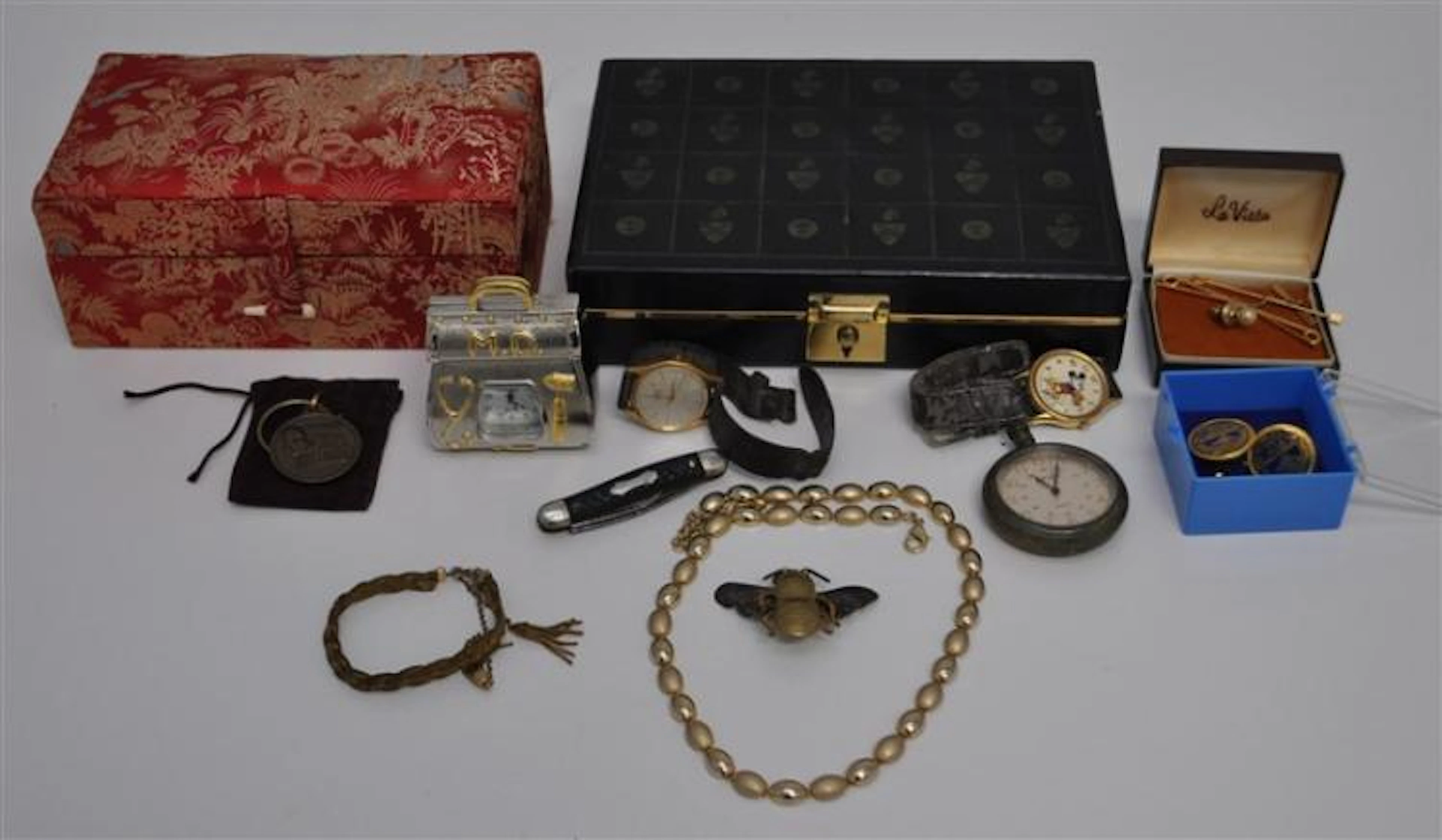 LOT VINTAGE JEWELRY WATCHES - BOXES