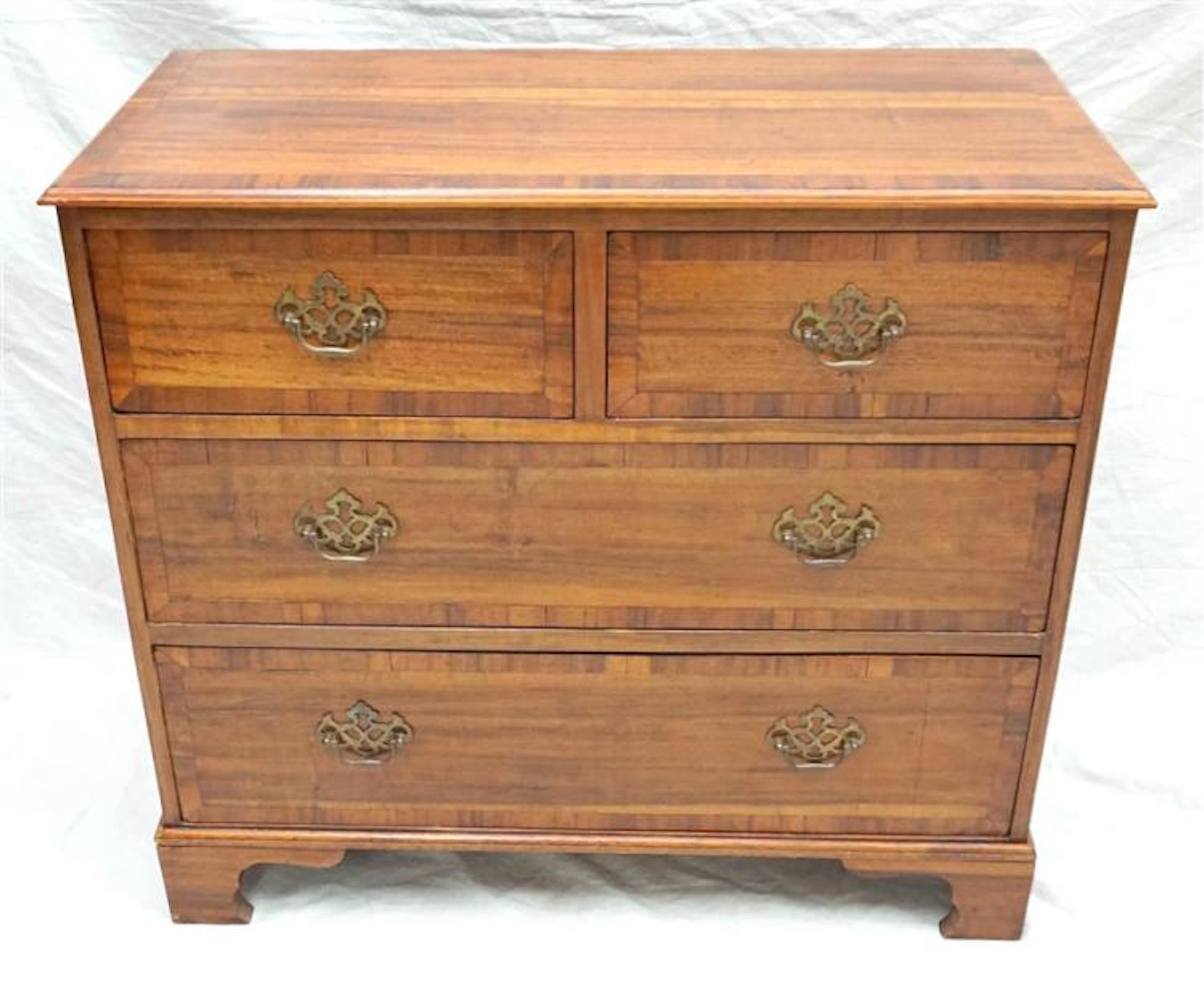 CHIPPENDALE 4 DRAWER CROSS BANDED CHEST