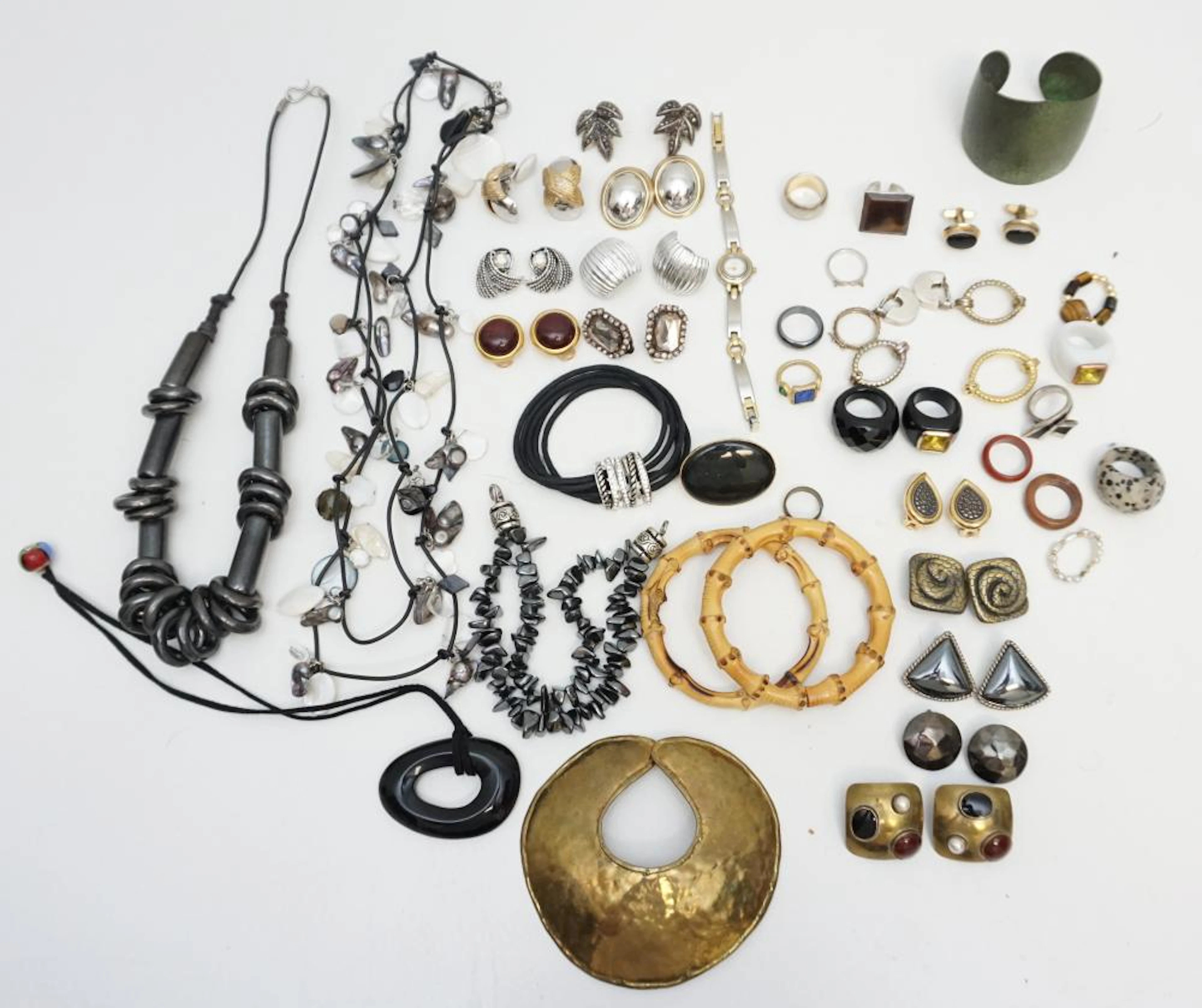 37 pc ESTATE COSTUME JEWELRY