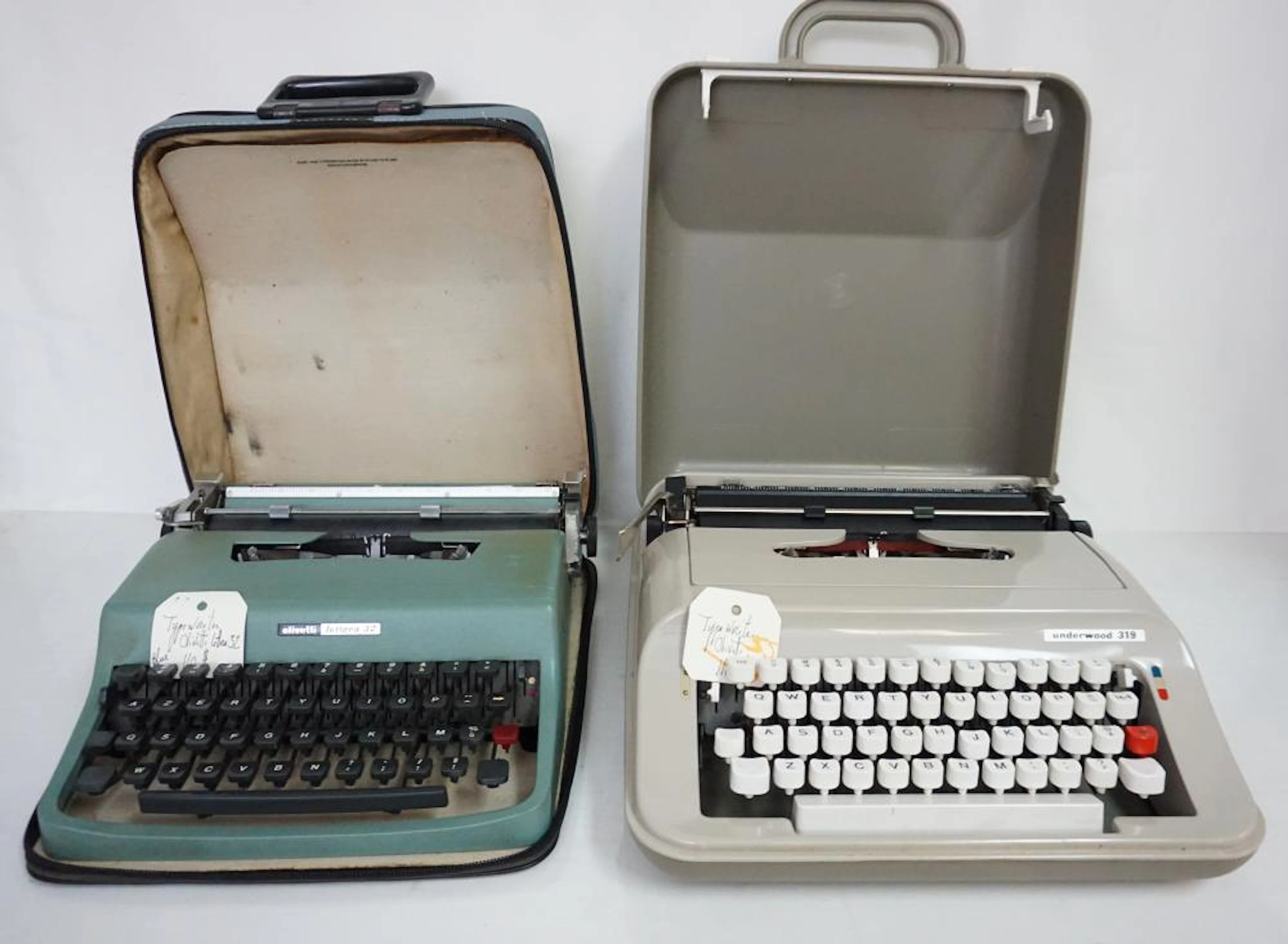2 VINTAGE TYPEWRITERS - OLIVETTI & UNDERWOOD