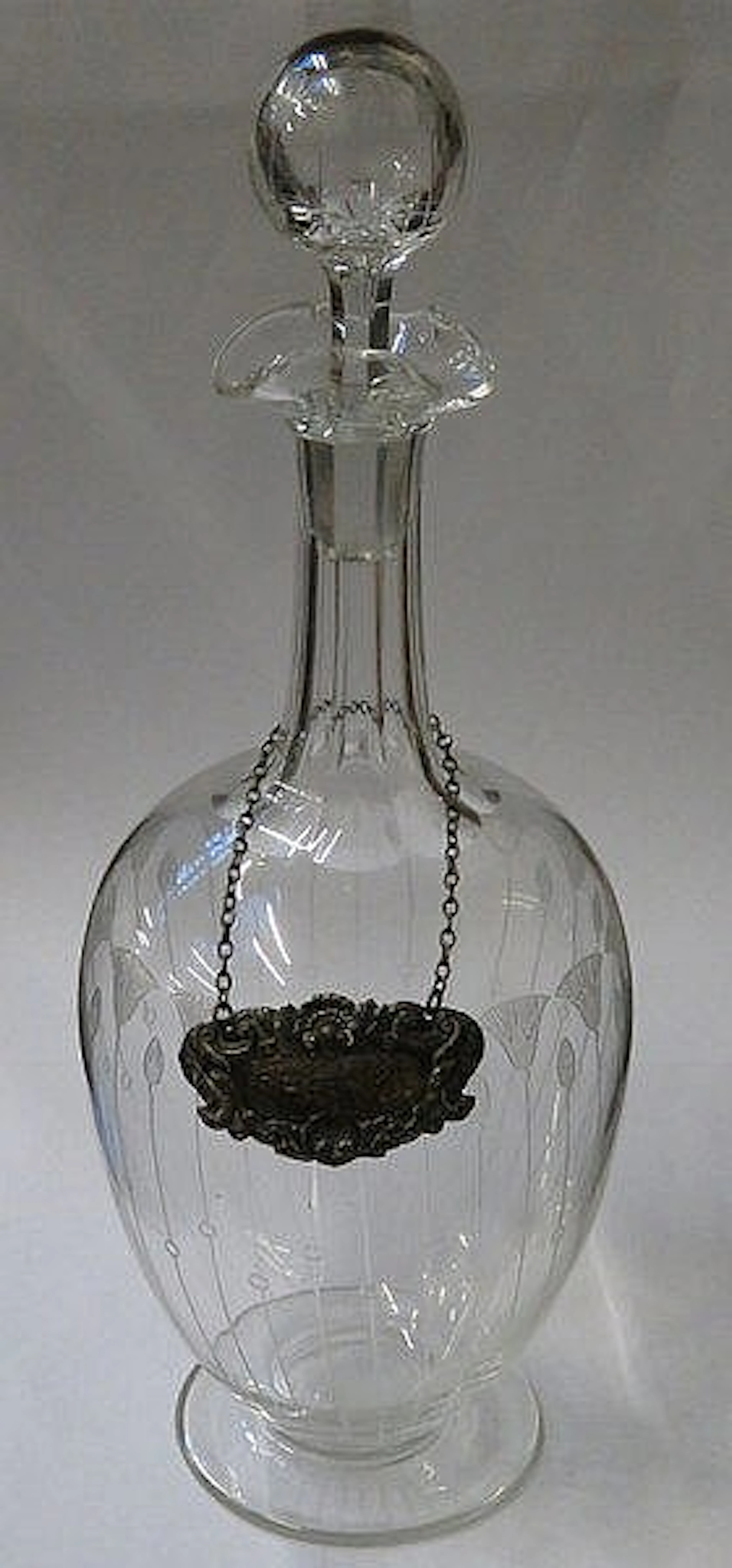 PRETTY ETCHED ANTIQUE GLASS DRINKS DECANTER WITH HALLMARKED SILVER SHERRY L