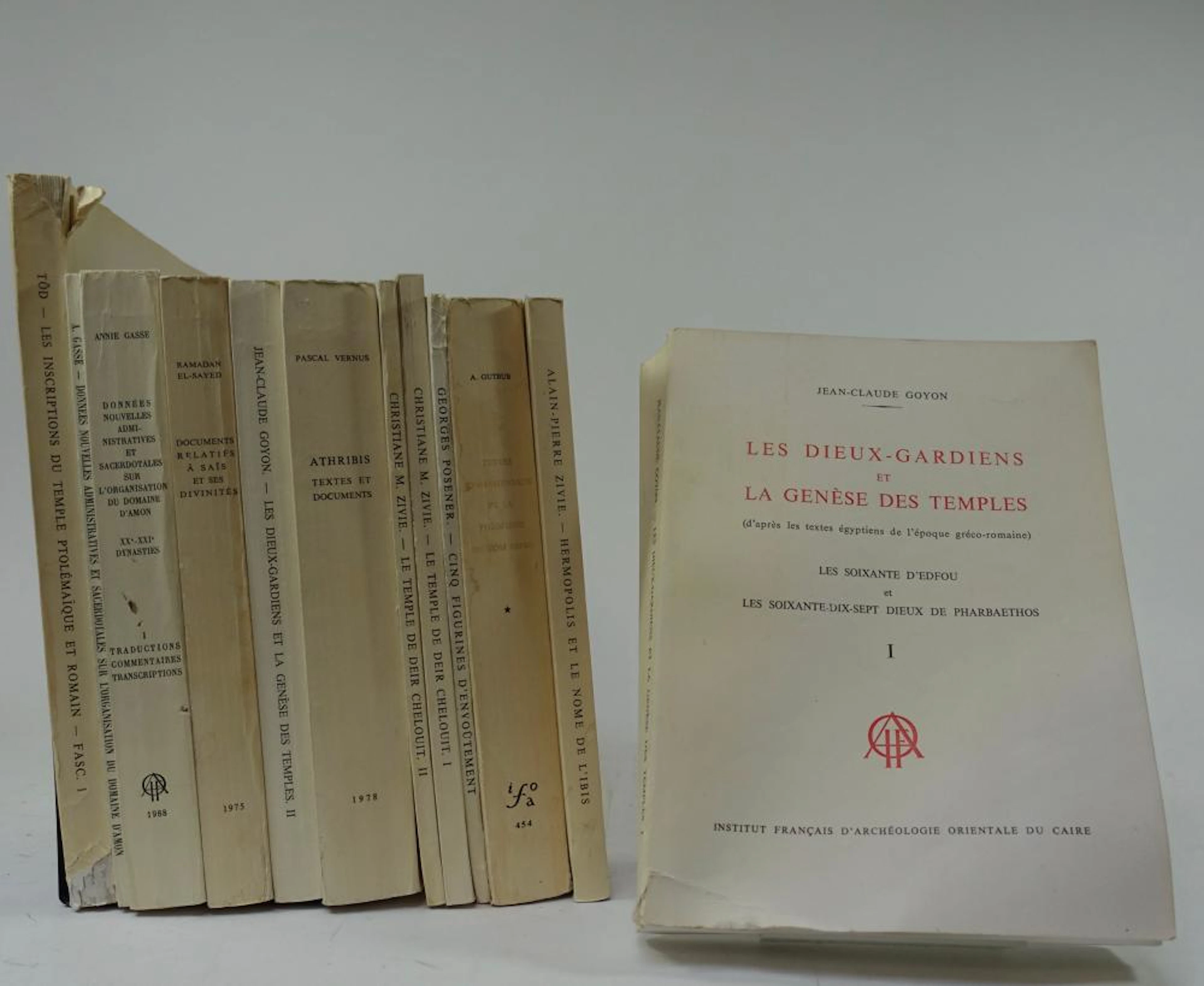 GOYON, J.-C. Les dieux-gardiens et la genèse des temples (d'après