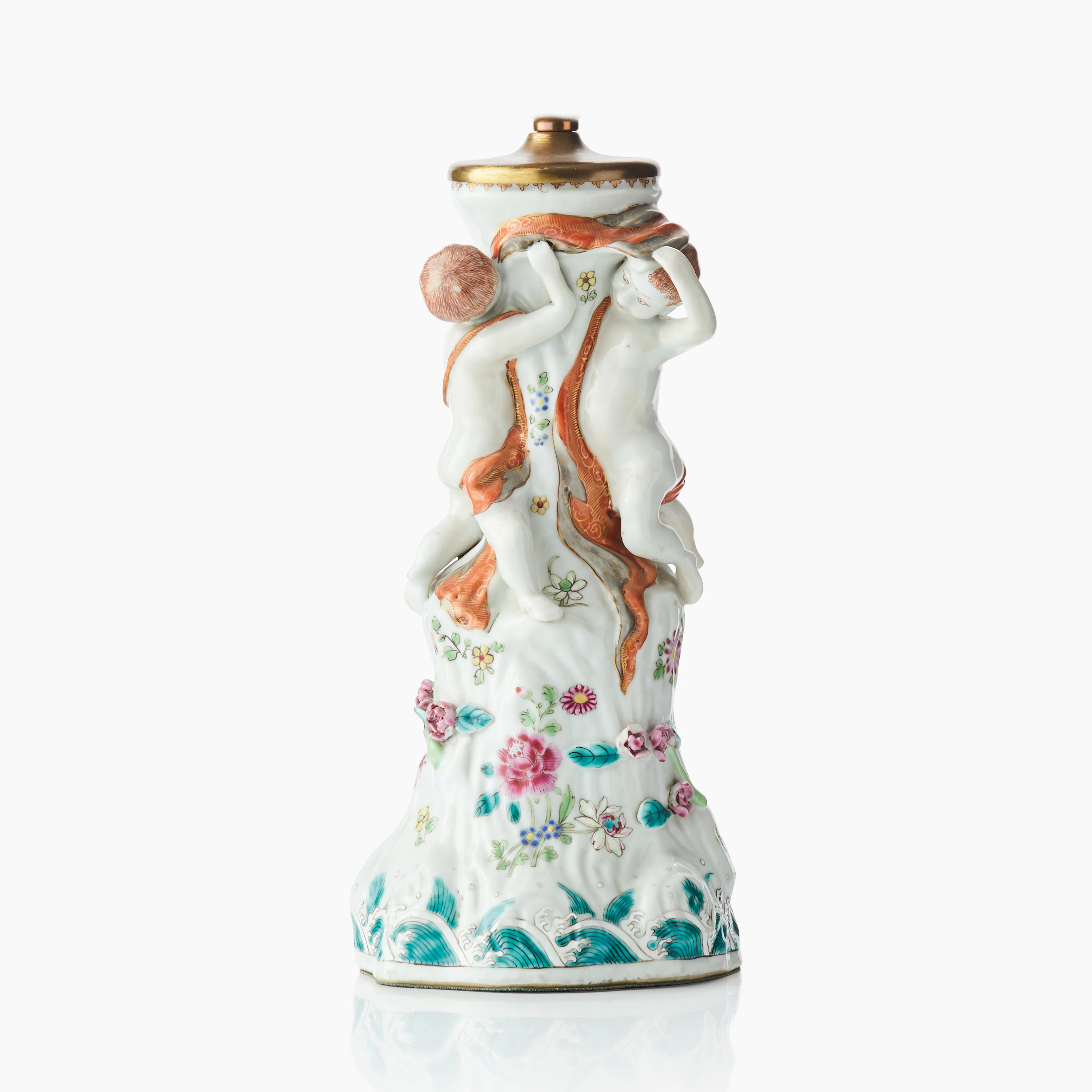 A Chinese Famille Rose Stand
