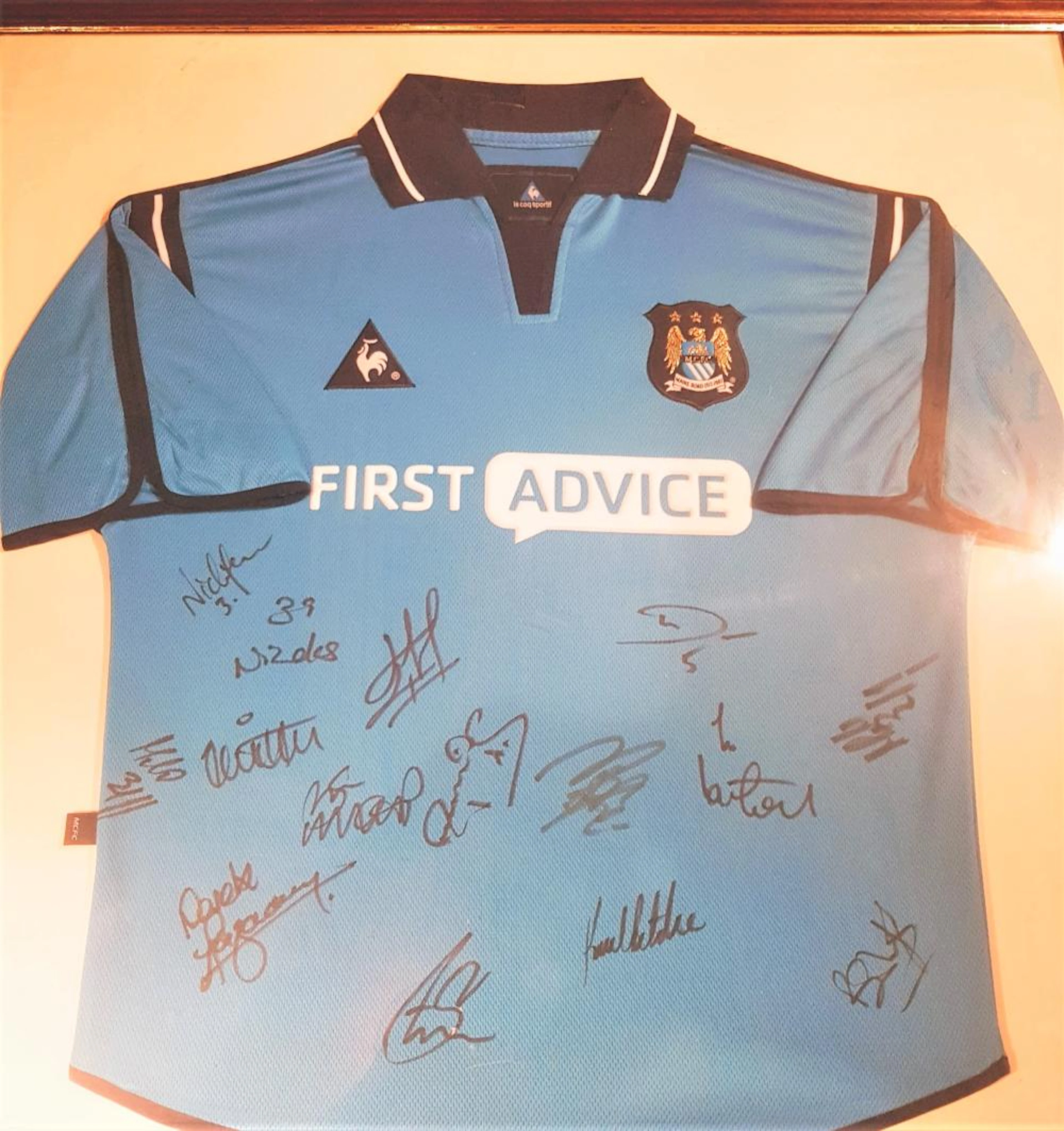 Lot 23 - Manchester City Football Shirt Collection...