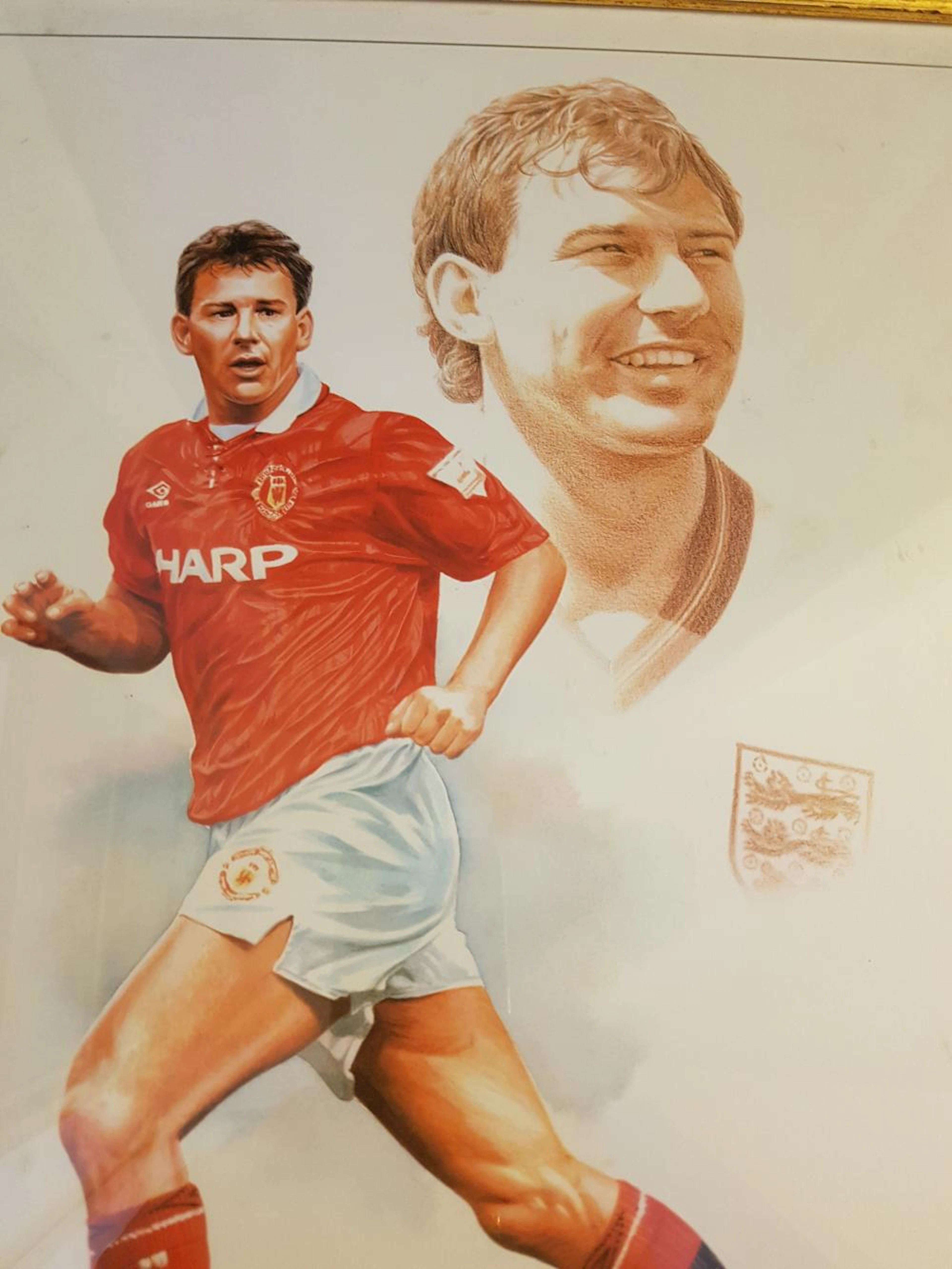 Lot 135 - Limited Edition Signed Print of Manchester United Captain Bryan Robso