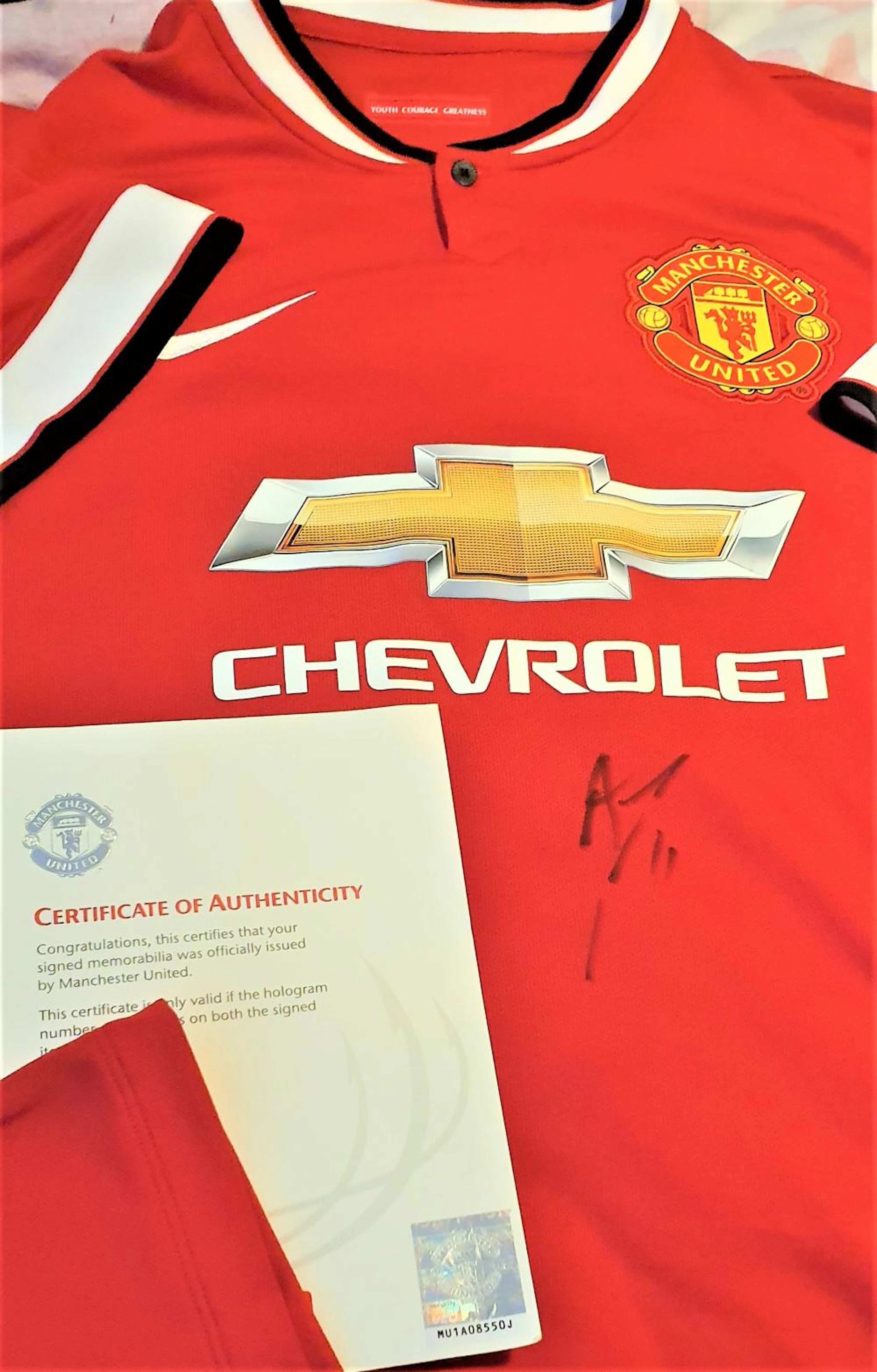 Lot 169 - Adnan Januzaj signed Manchester United Shirt