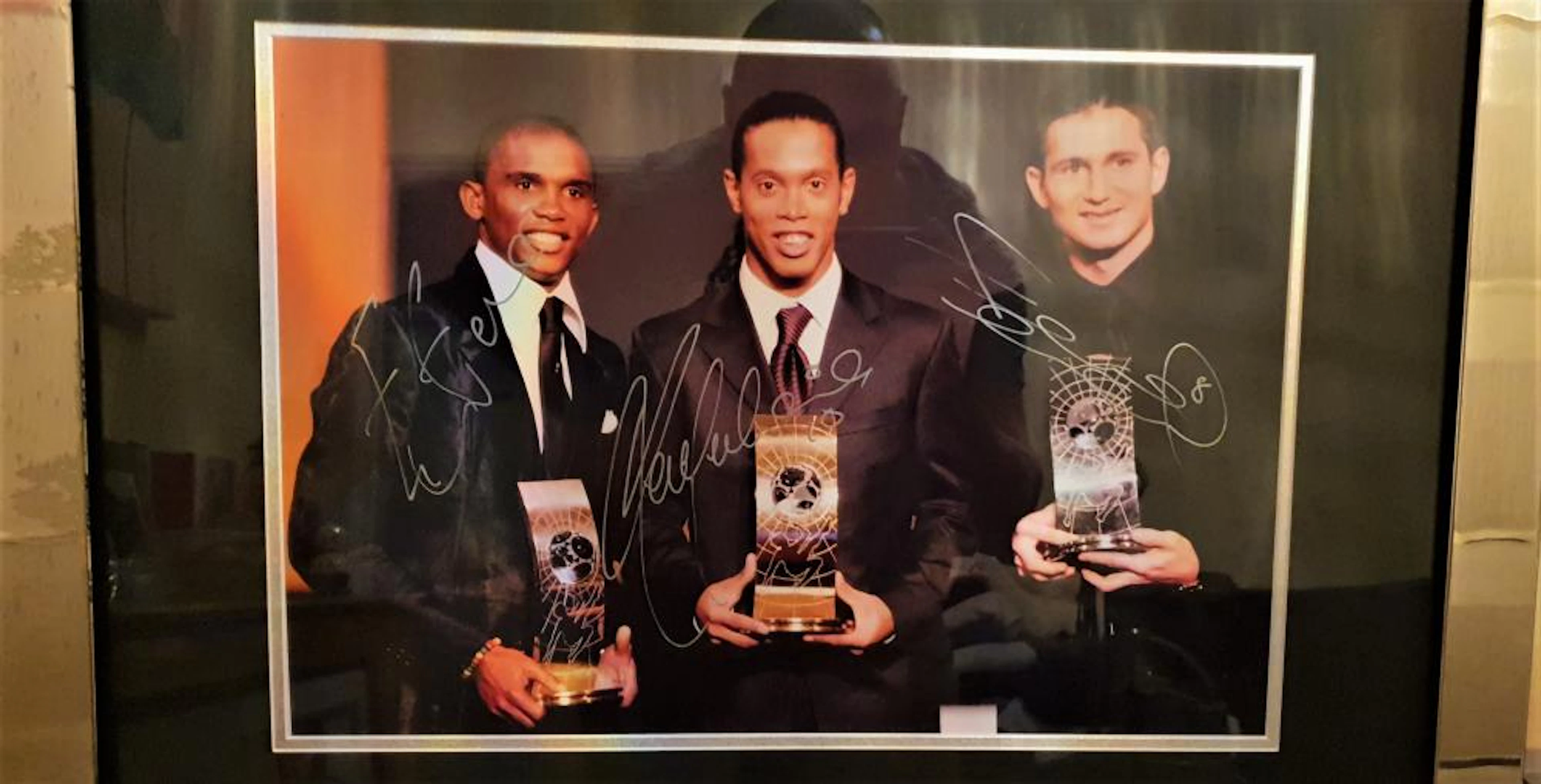 Lot 59 - Signed & Framed picture Lampard Eto Ronaldinho...