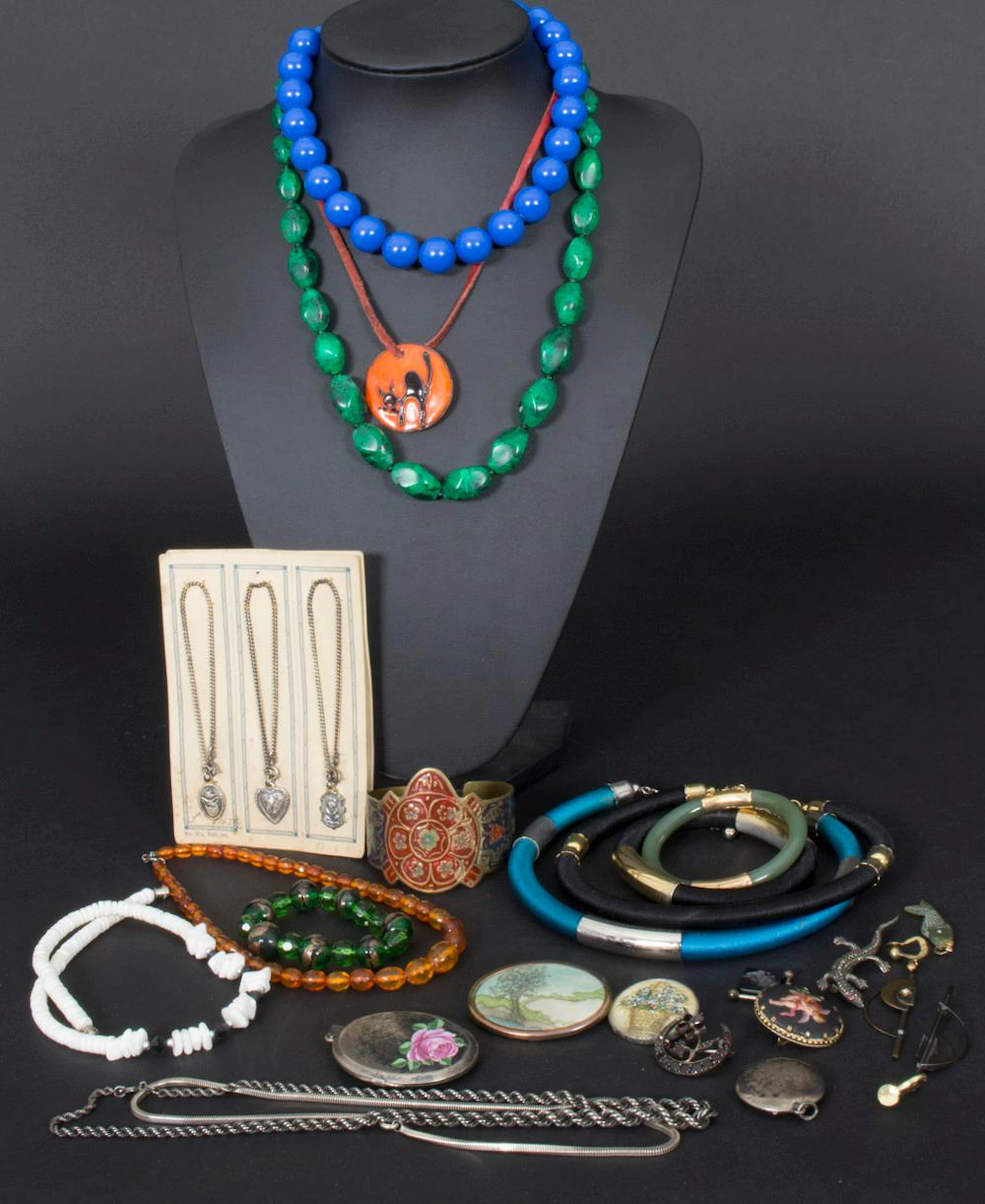 Konvolut Schmuck / A set of jewelery