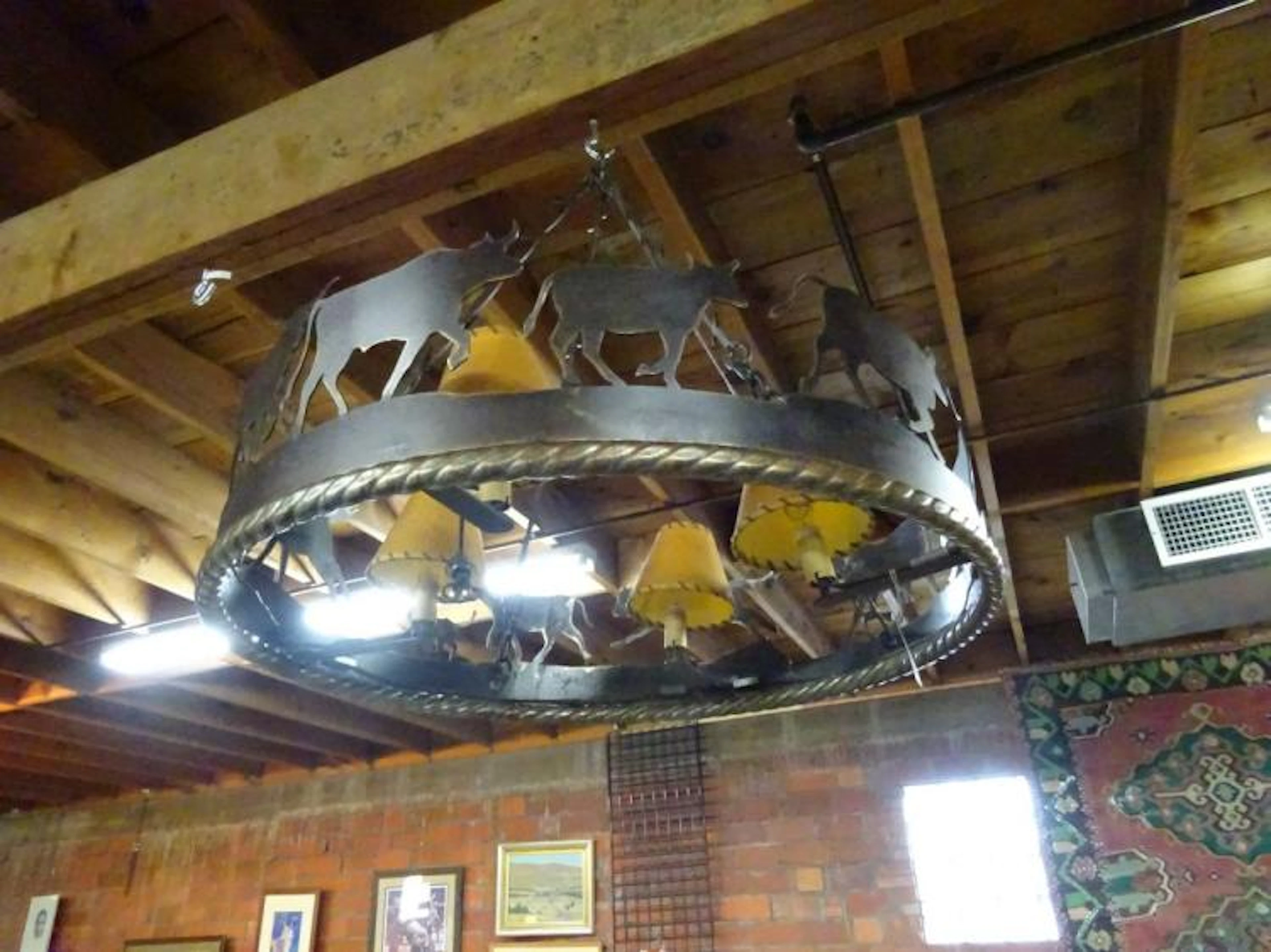 WESTERN STYLE CHANDELIER