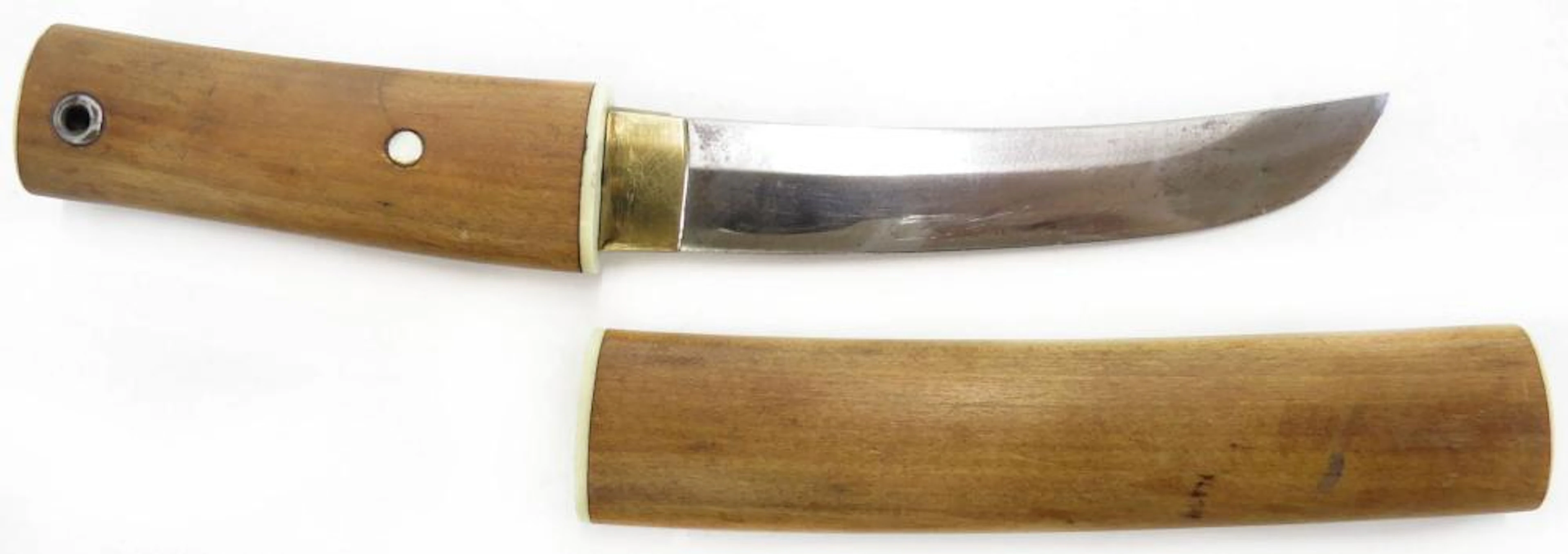 A JAPANESE TANTO DAGGER