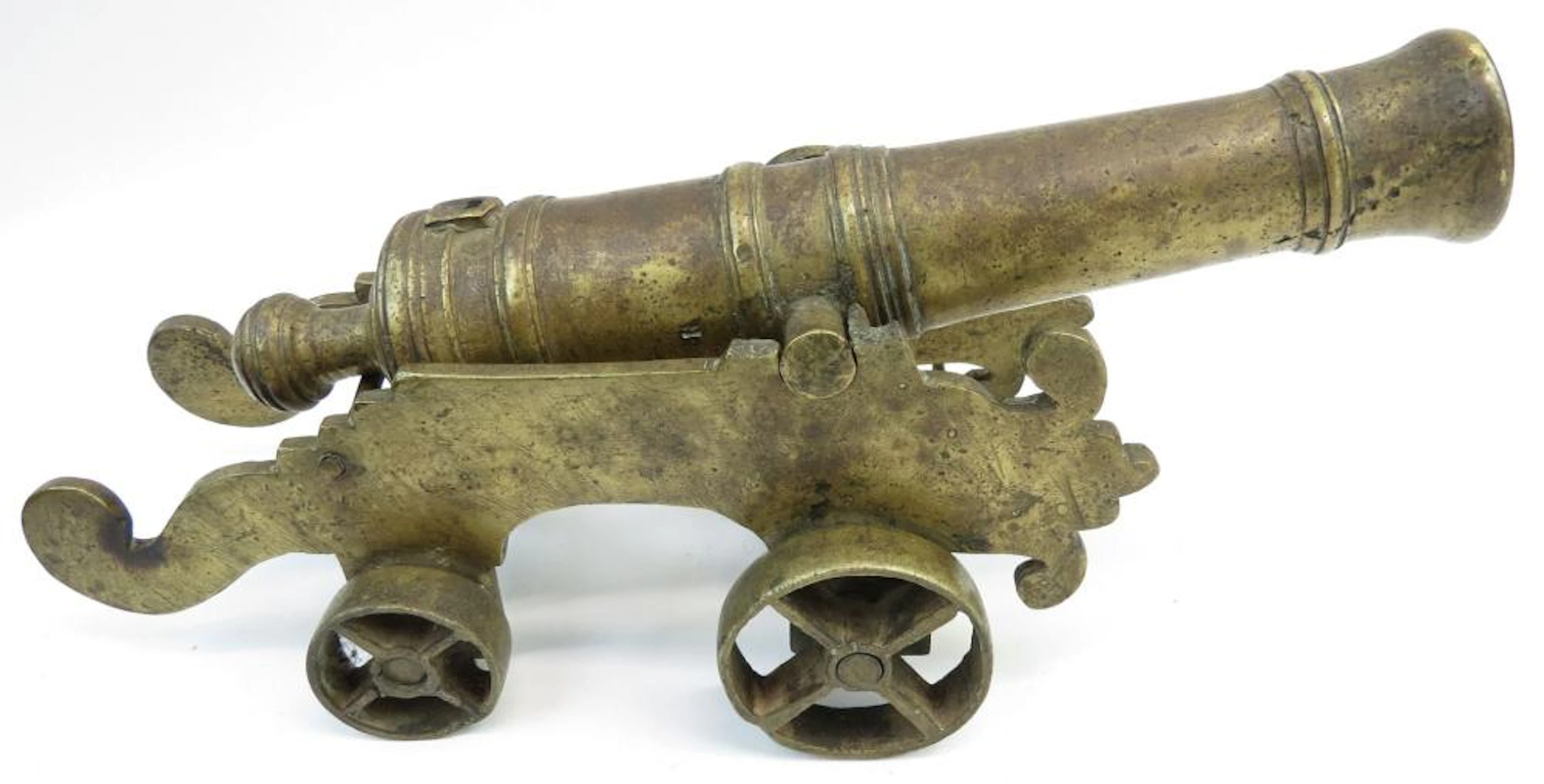 A RARE MORO LANTAKA CANNO
