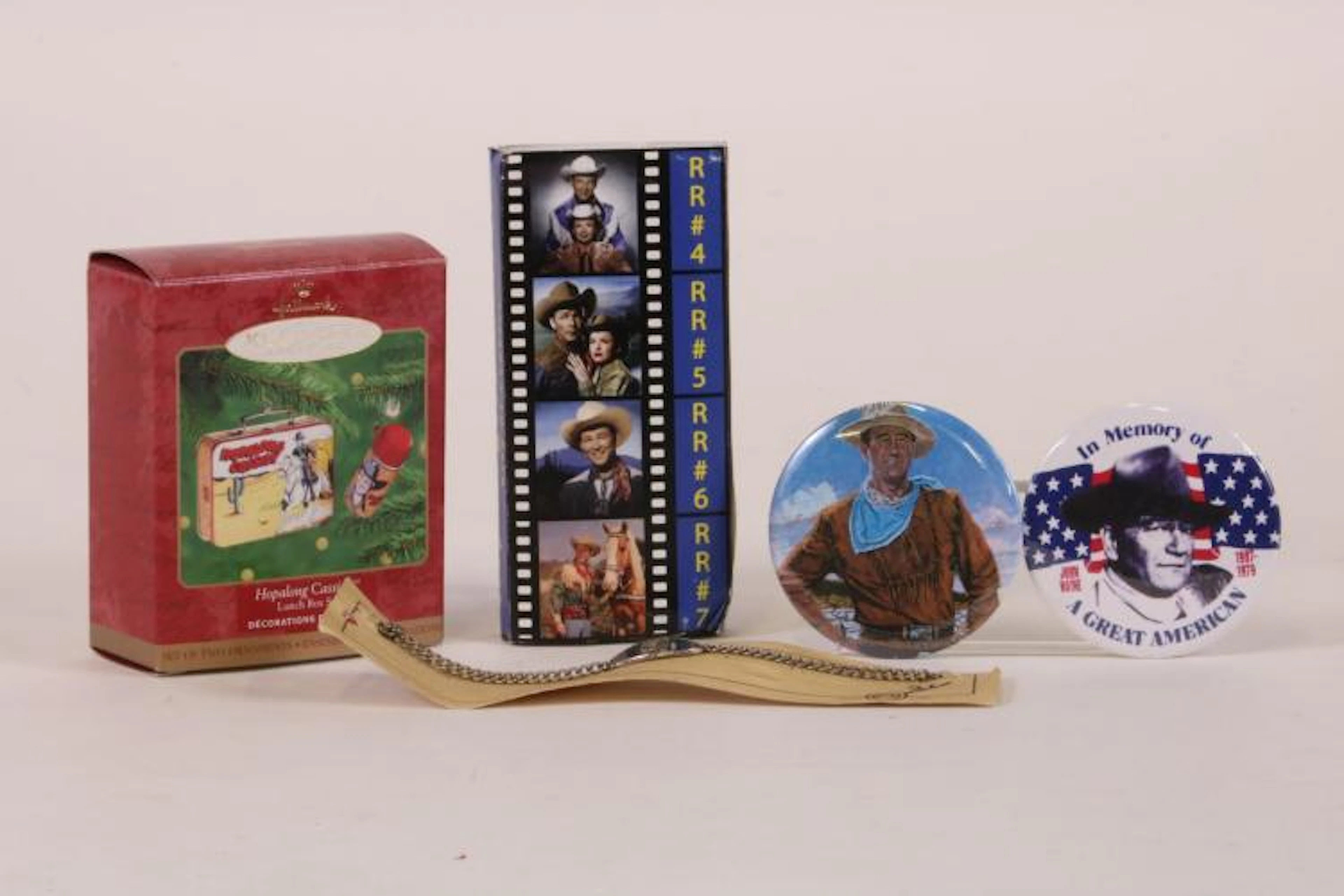 Hallmark Keepsake Ornament Hopalong Cassidy Lunchbox Set