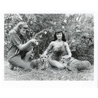 Original Photo Pin Up Estate BUNNY YEAGER 10 x 8 Inch