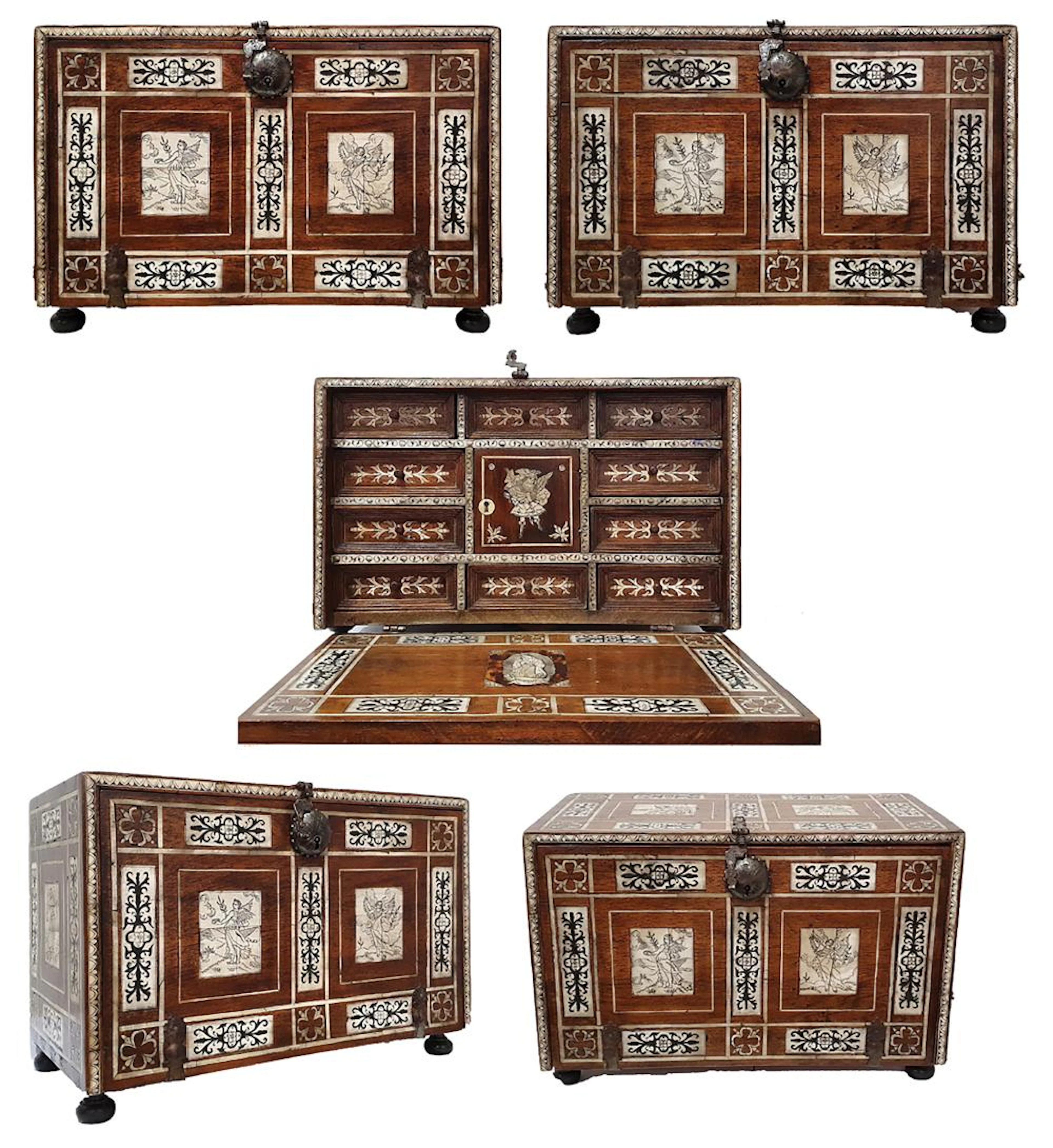 PAIRE DE CABINETS INDO-PORTUGAIS