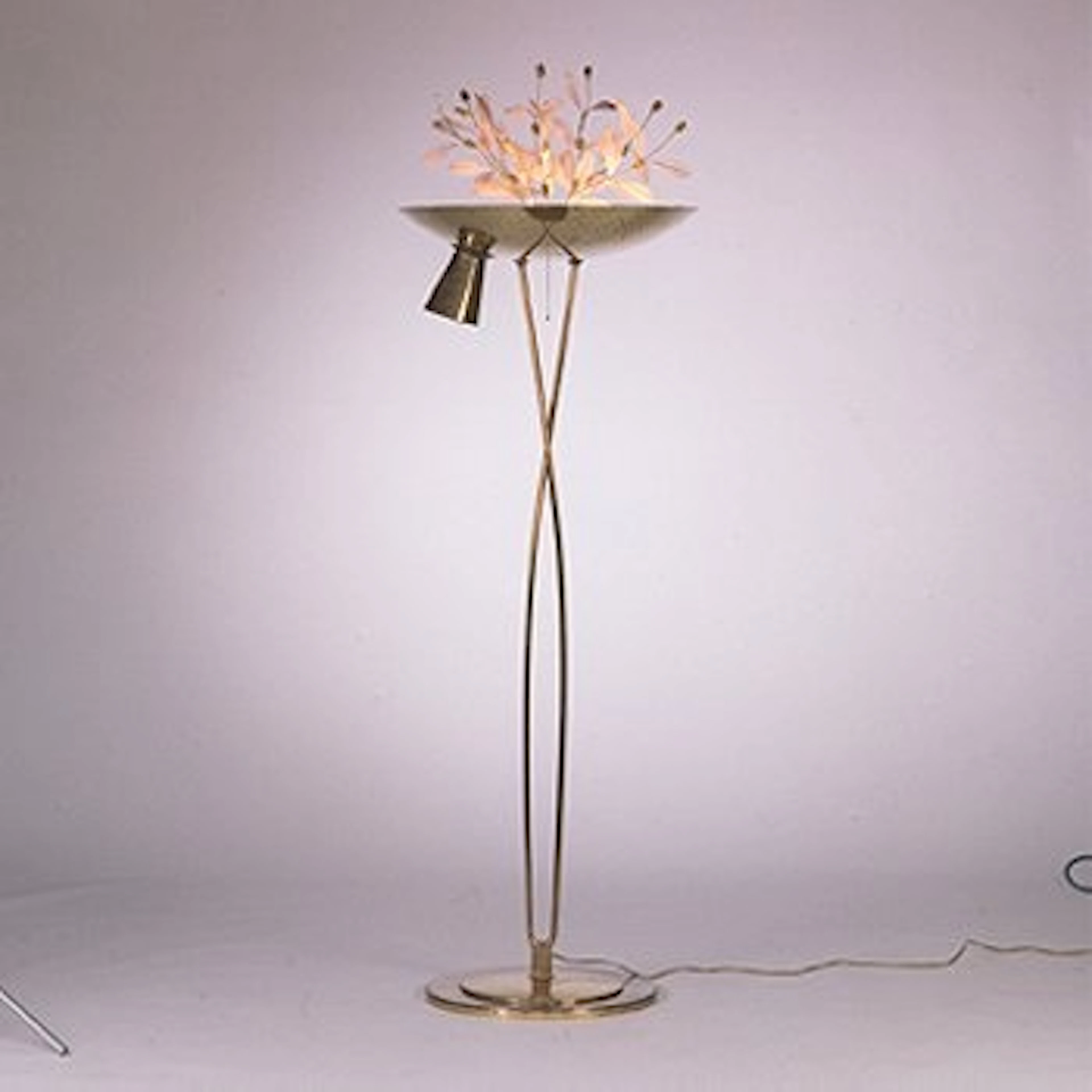 Floor lamp