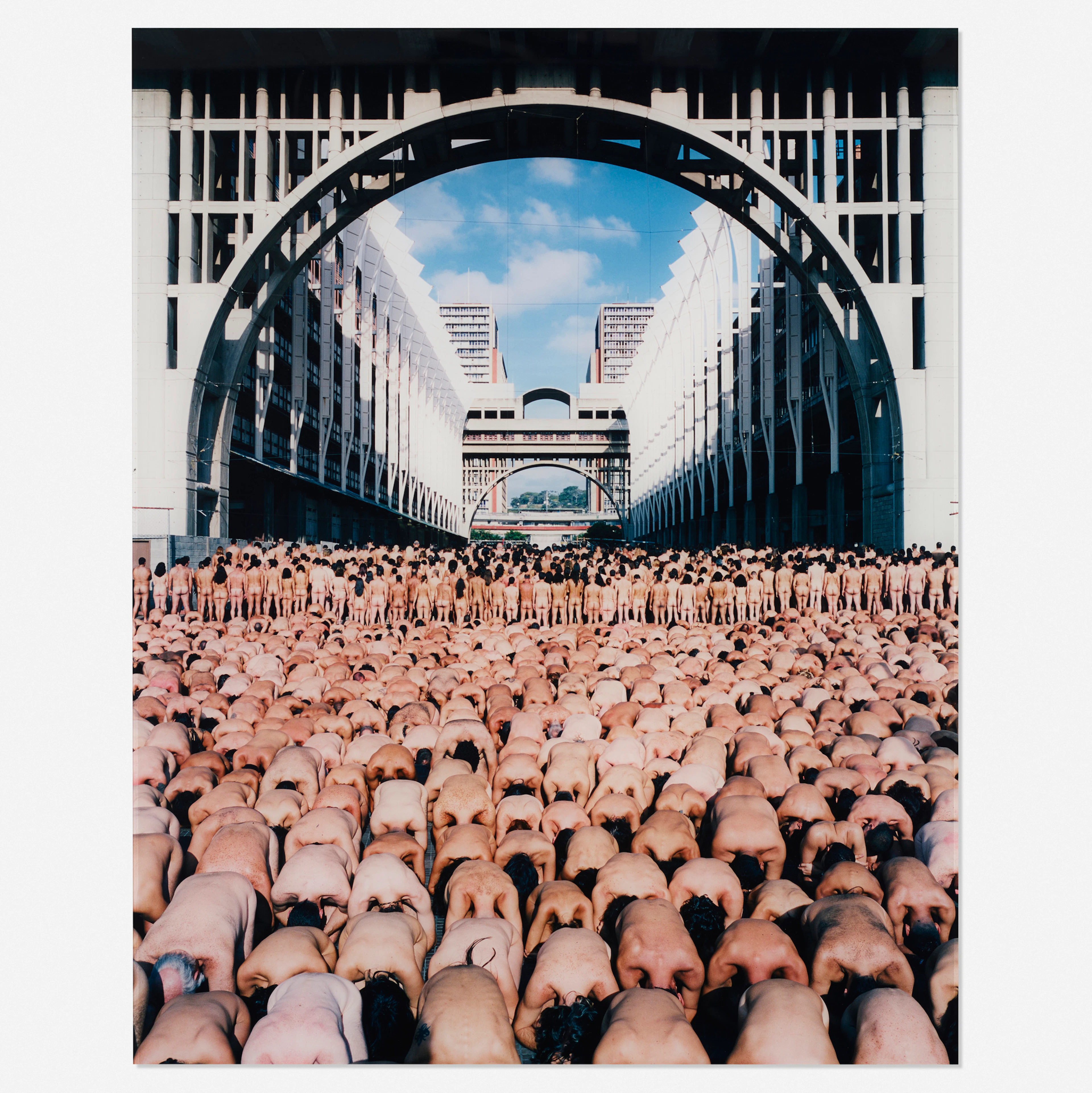 Venezuela 2 (Caracas Museum of Contemporary Art) – Spencer Tunick