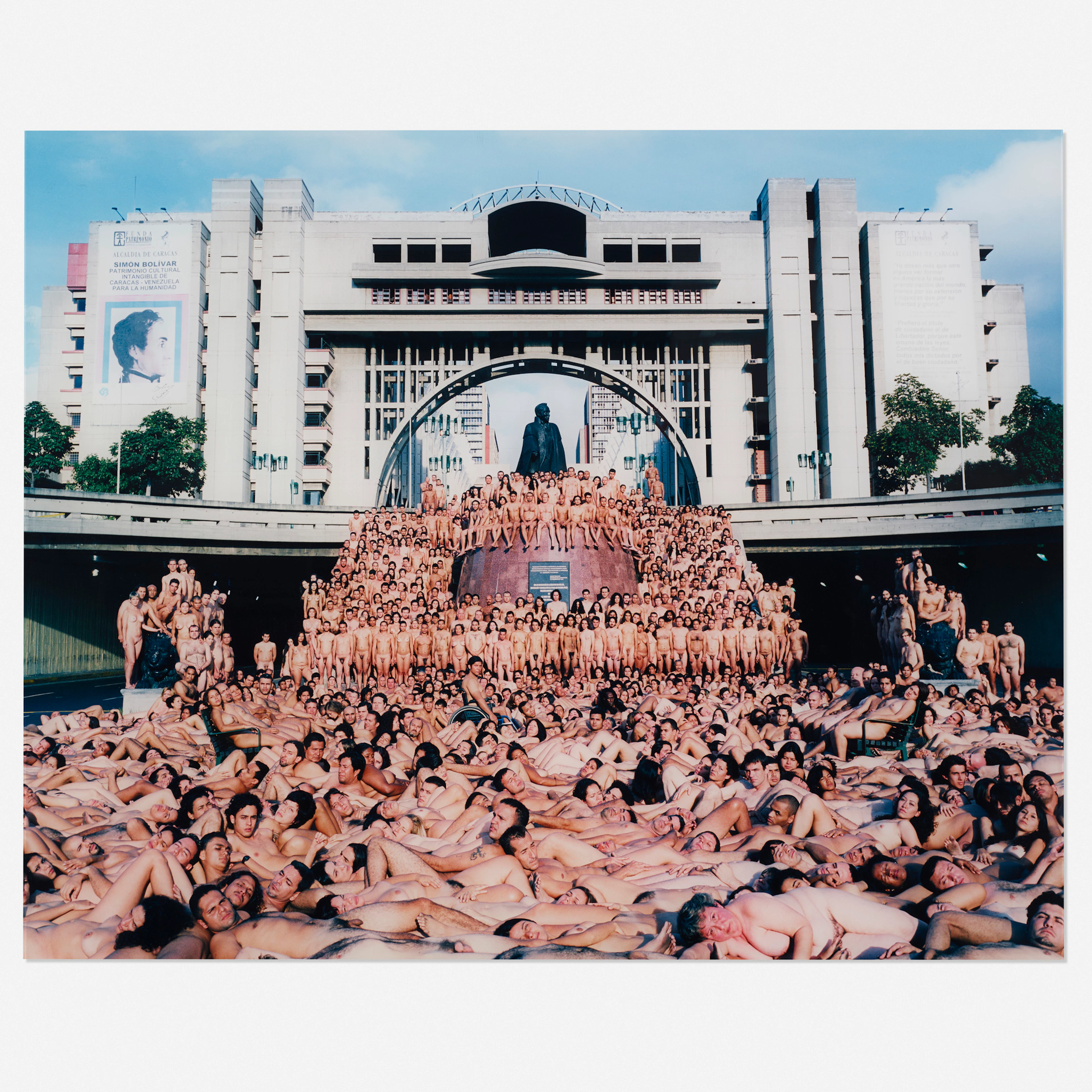 Venezuela 3 (Caracas Museum of Contemporary Art) – Spencer Tunick