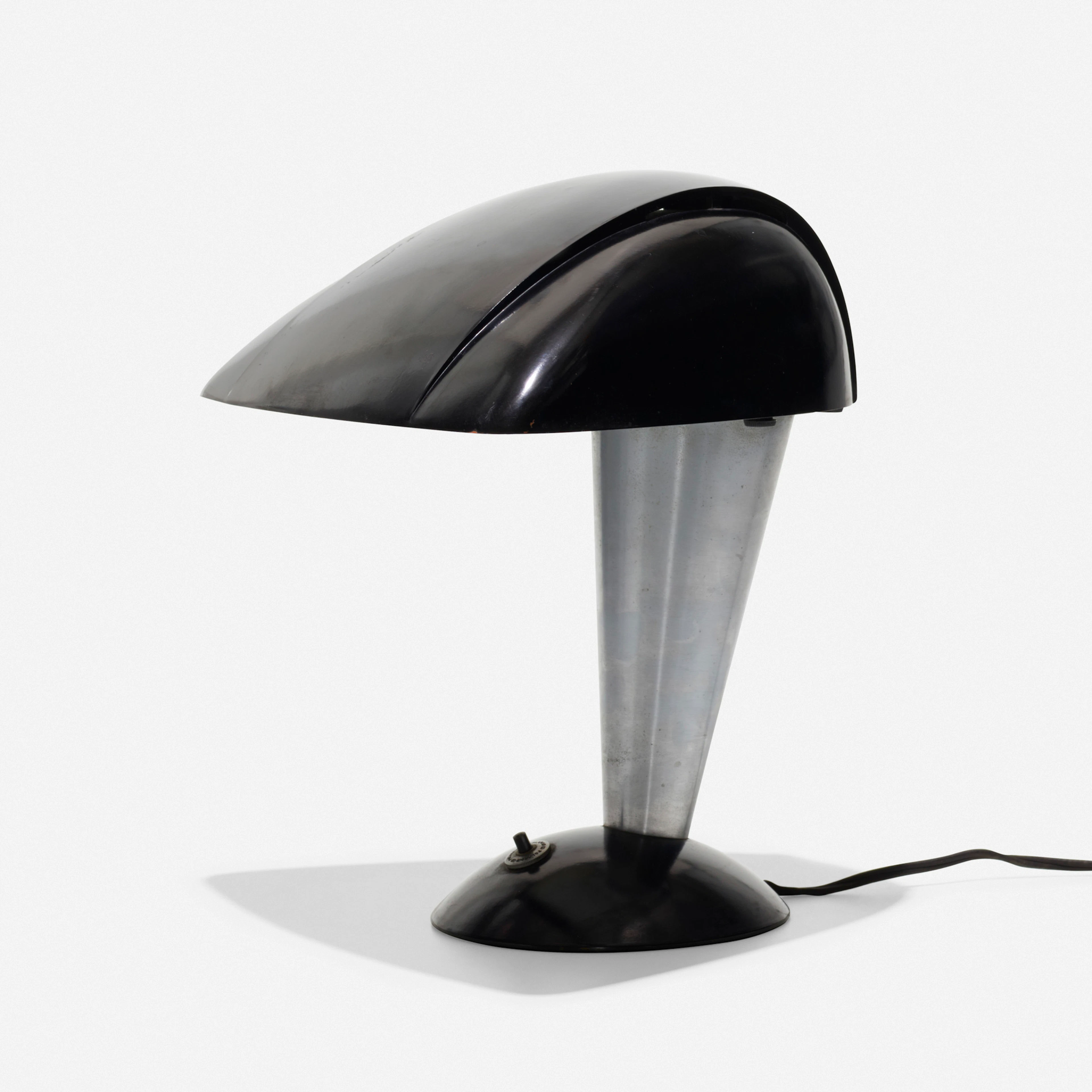 Polaroid lamp, model 114 – Walter Dorwin Teague