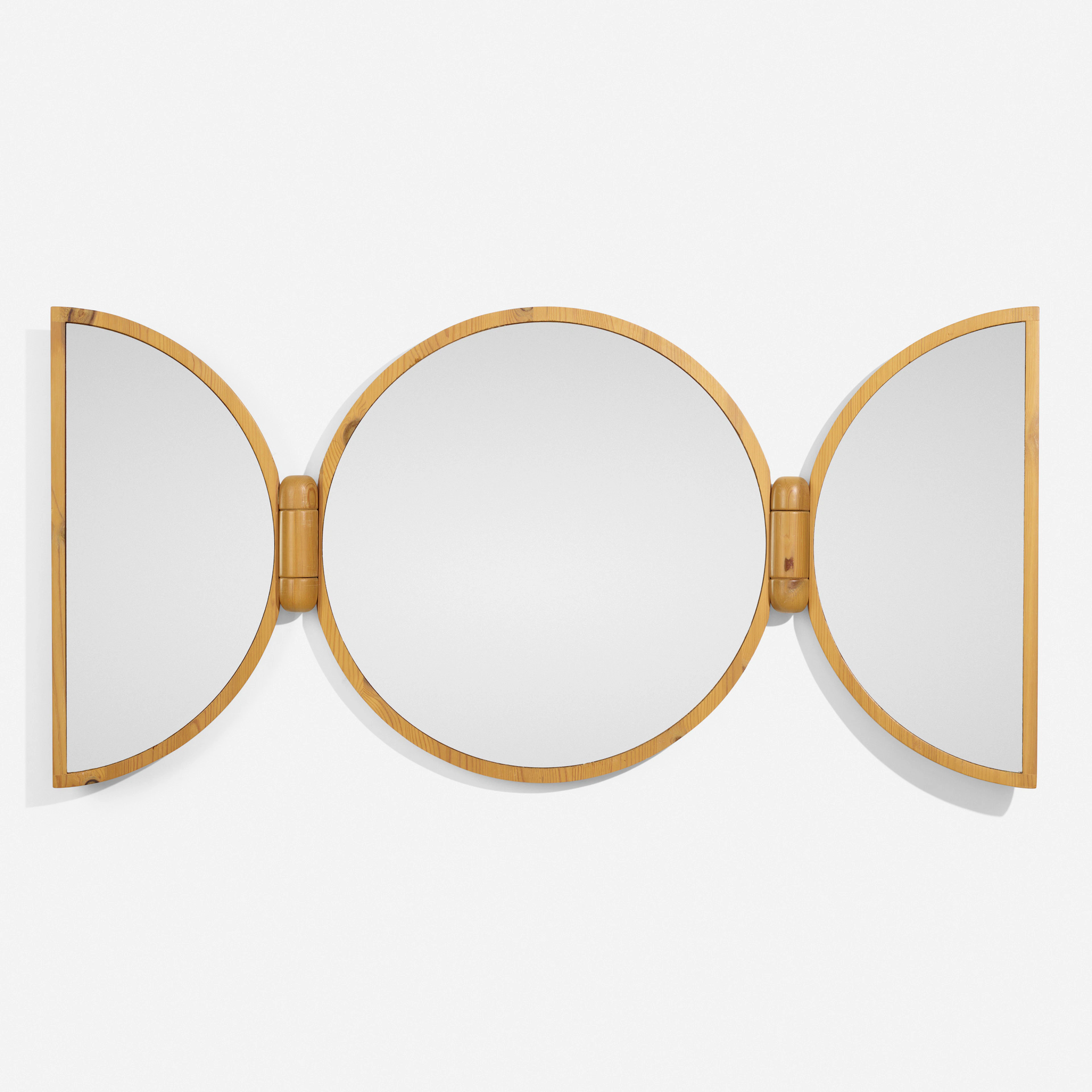 Wall-mounted mirror – Scandinavian