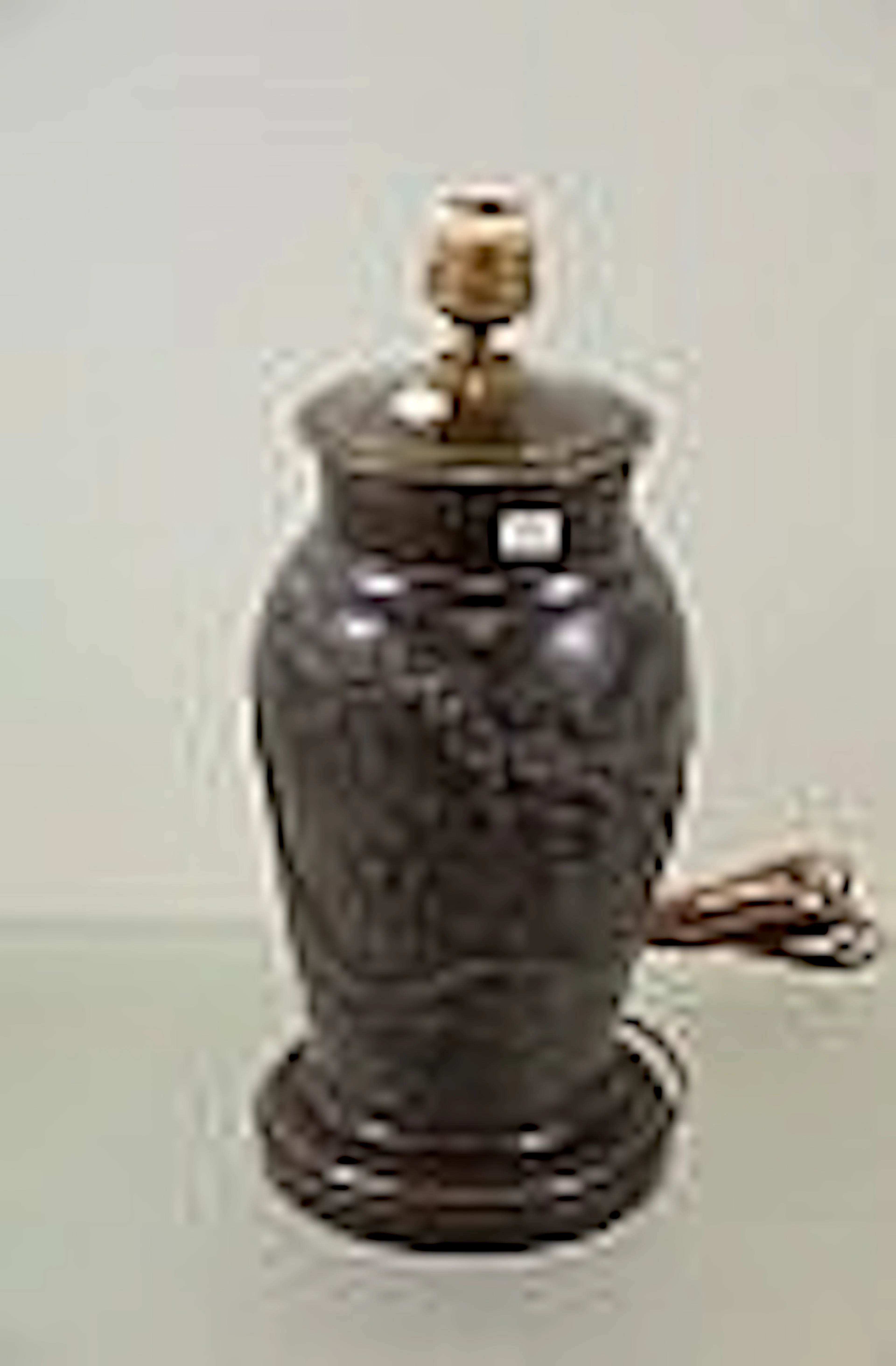Category: Asian art Vase asiatique en bronze monté