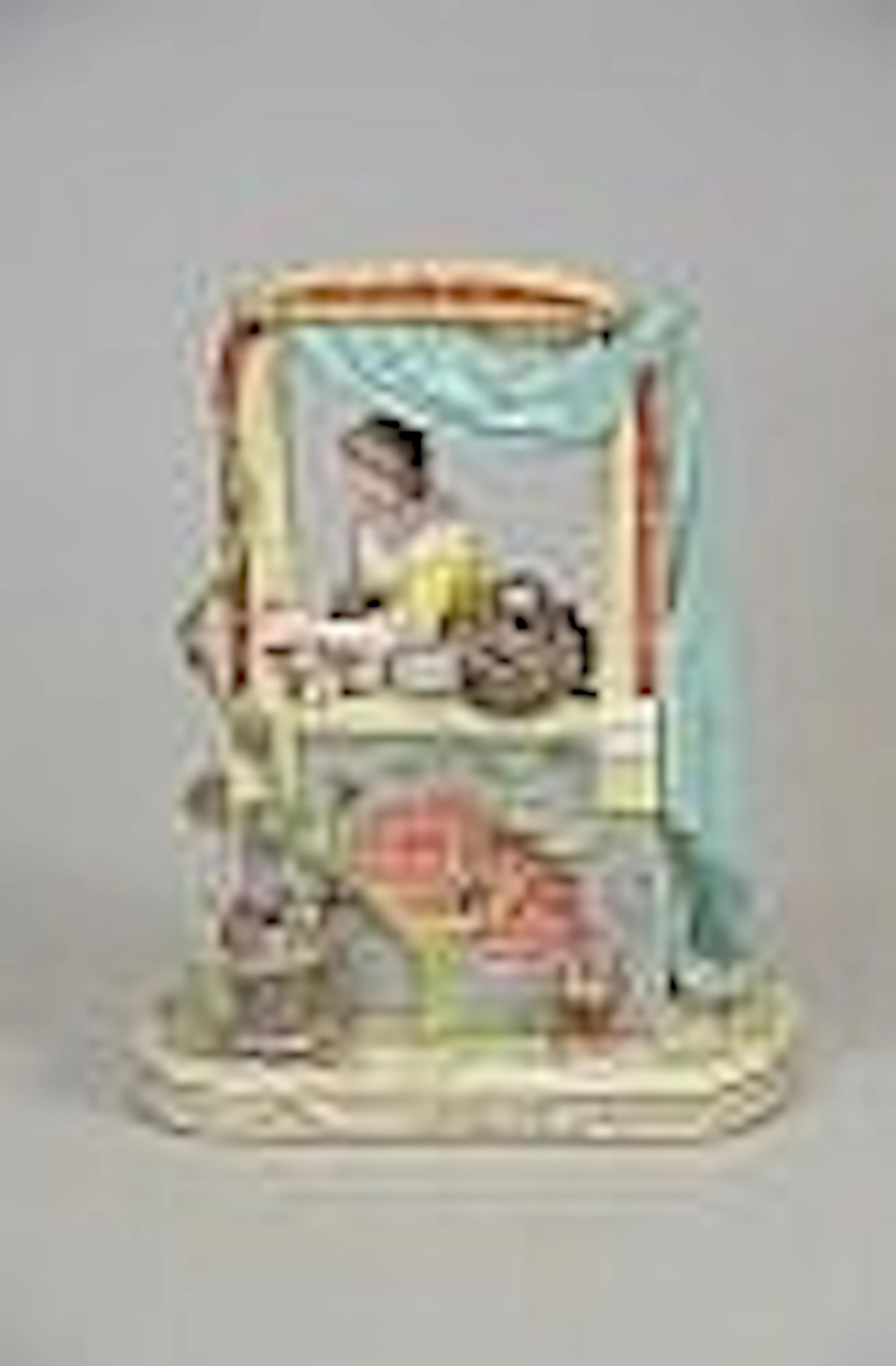 Groupe en porcelaine française "Jeune fille